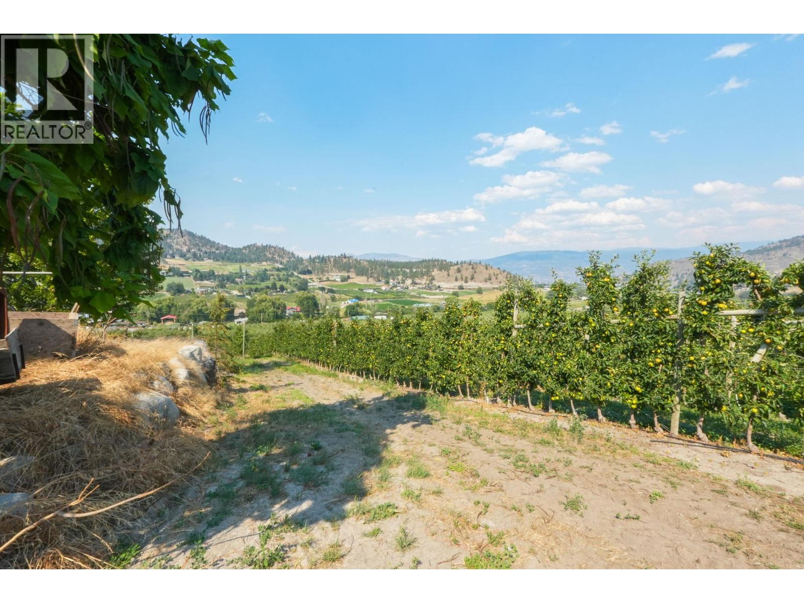 9827 Gillard Avenue, Summerland, British Columbia  V0H 1Z8 - Photo 14 - 10396592