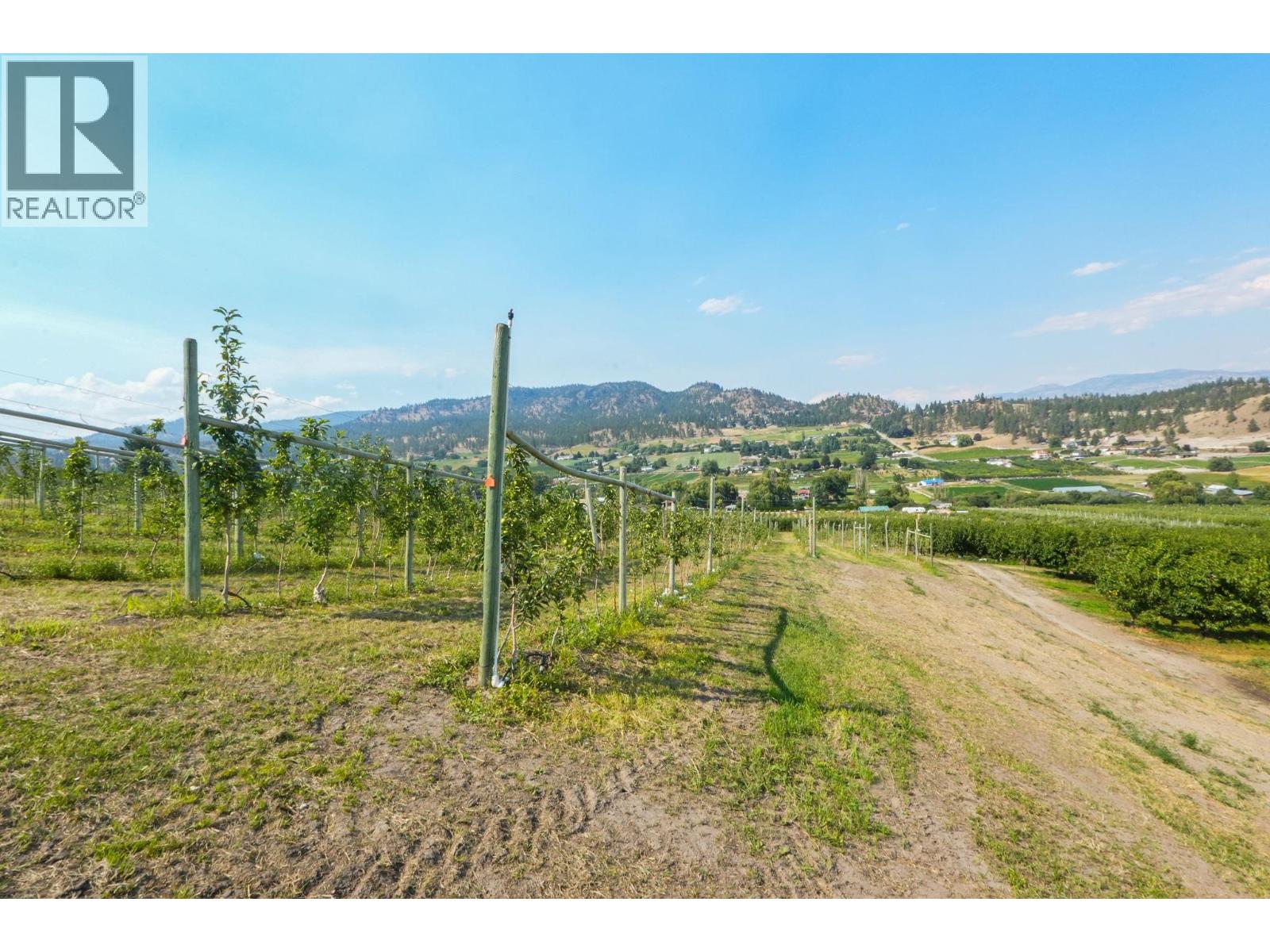 9827 Gillard Avenue, Summerland, British Columbia  V0H 1Z8 - Photo 25 - 10396592