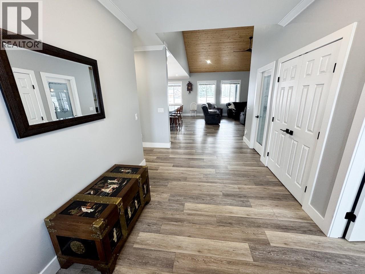 6560 25th Street, Grand Forks, British Columbia  V0H 1H0 - Photo 12 - 10396801