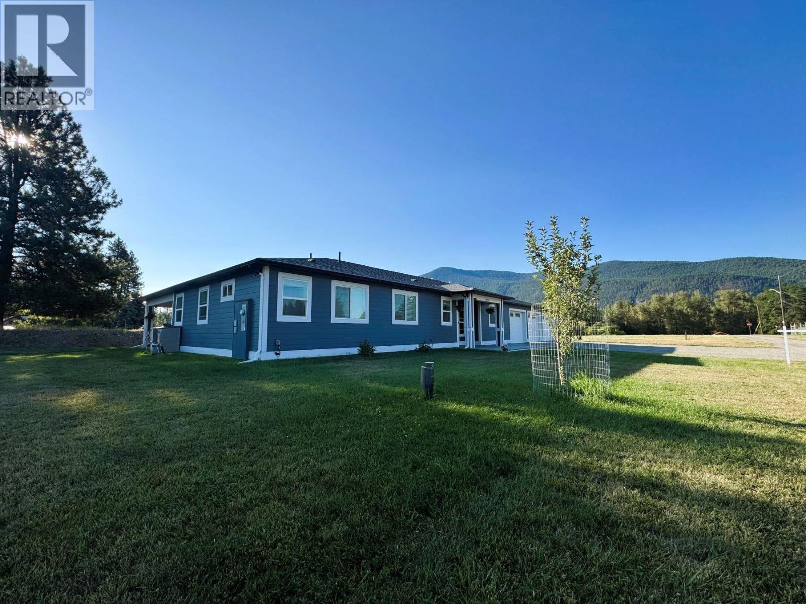 6560 25th Street, Grand Forks, British Columbia  V0H 1H0 - Photo 44 - 10396801