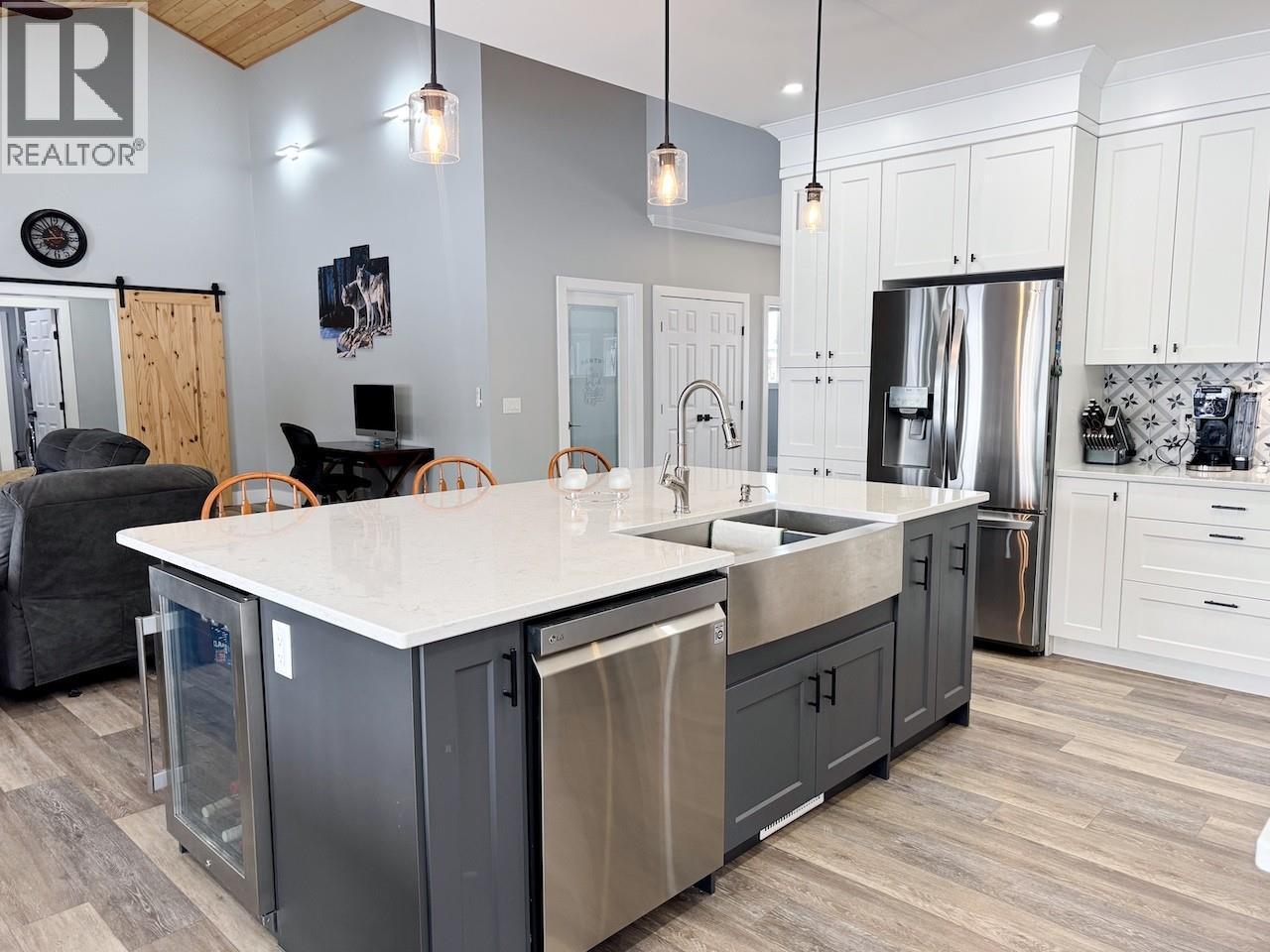 6560 25th Street, Grand Forks, British Columbia  V0H 1H0 - Photo 9 - 10396801