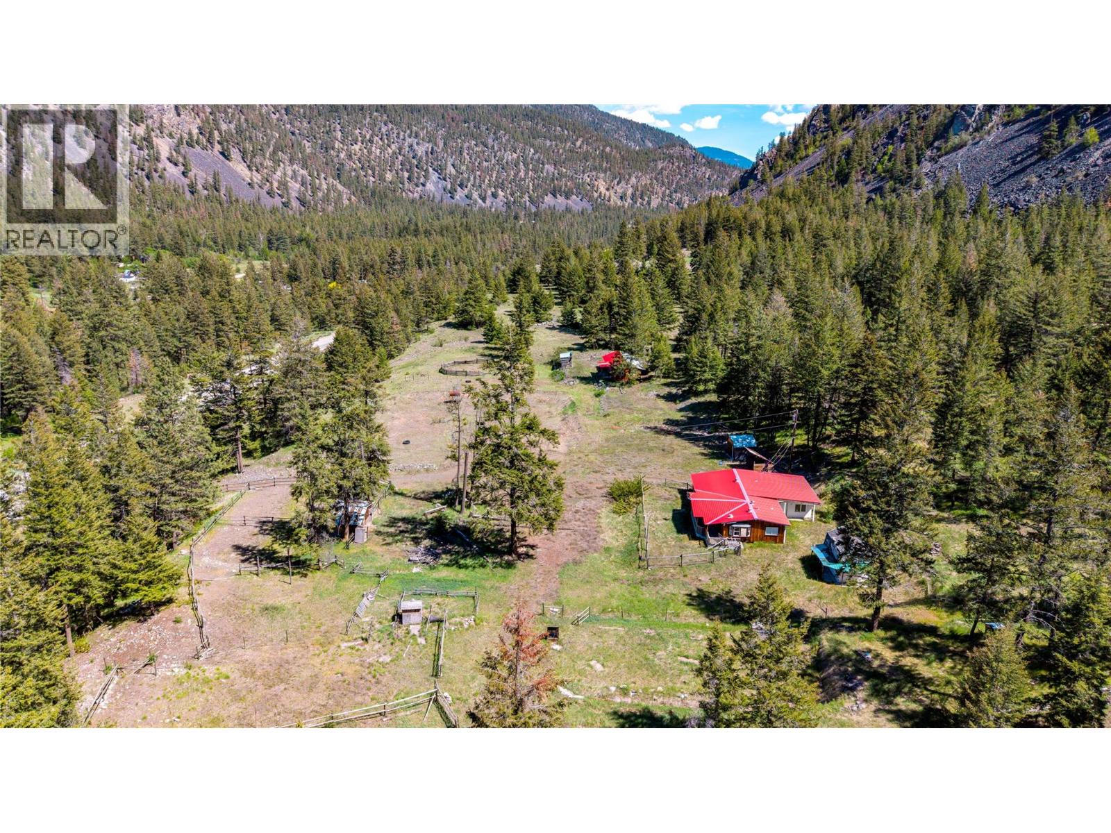 2451 Hwy 3 E, Princeton, British Columbia  V0X 1W0 - Photo 1 - 10396792