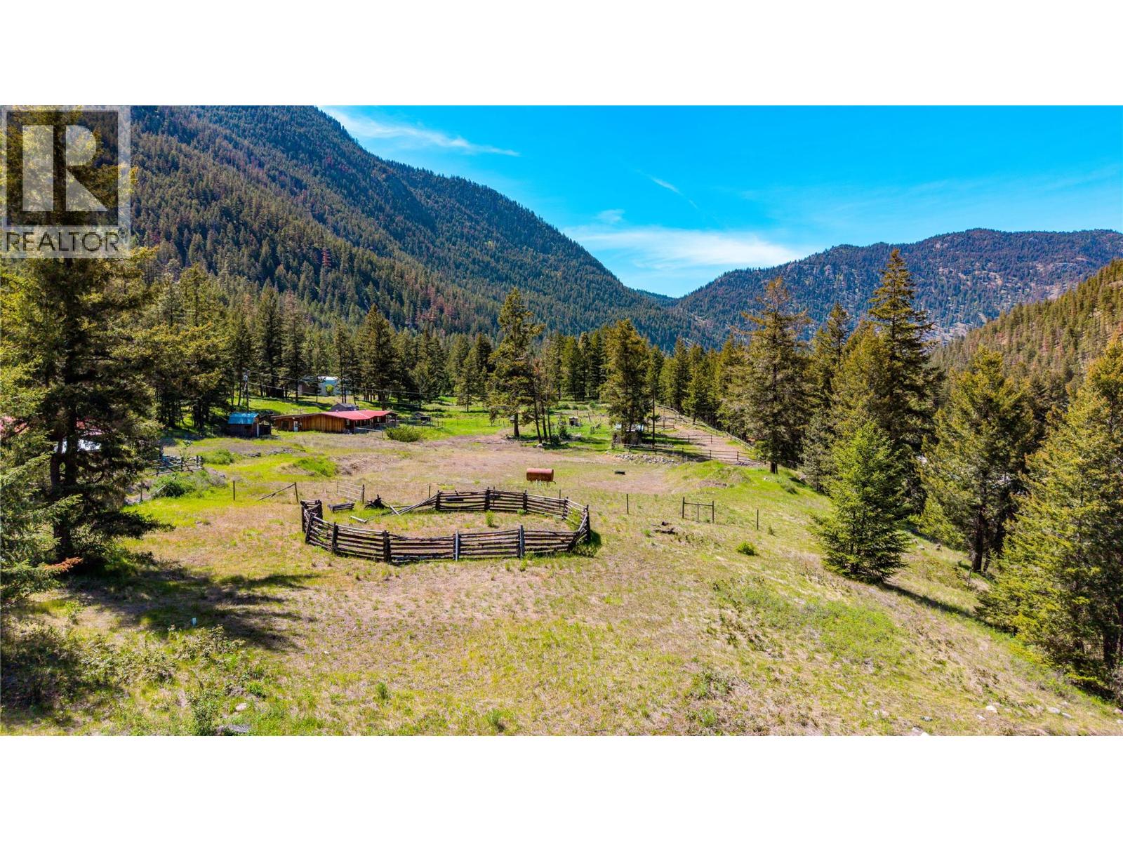 2451 Hwy 3 E, Princeton, British Columbia  V0X 1W0 - Photo 3 - 10396792