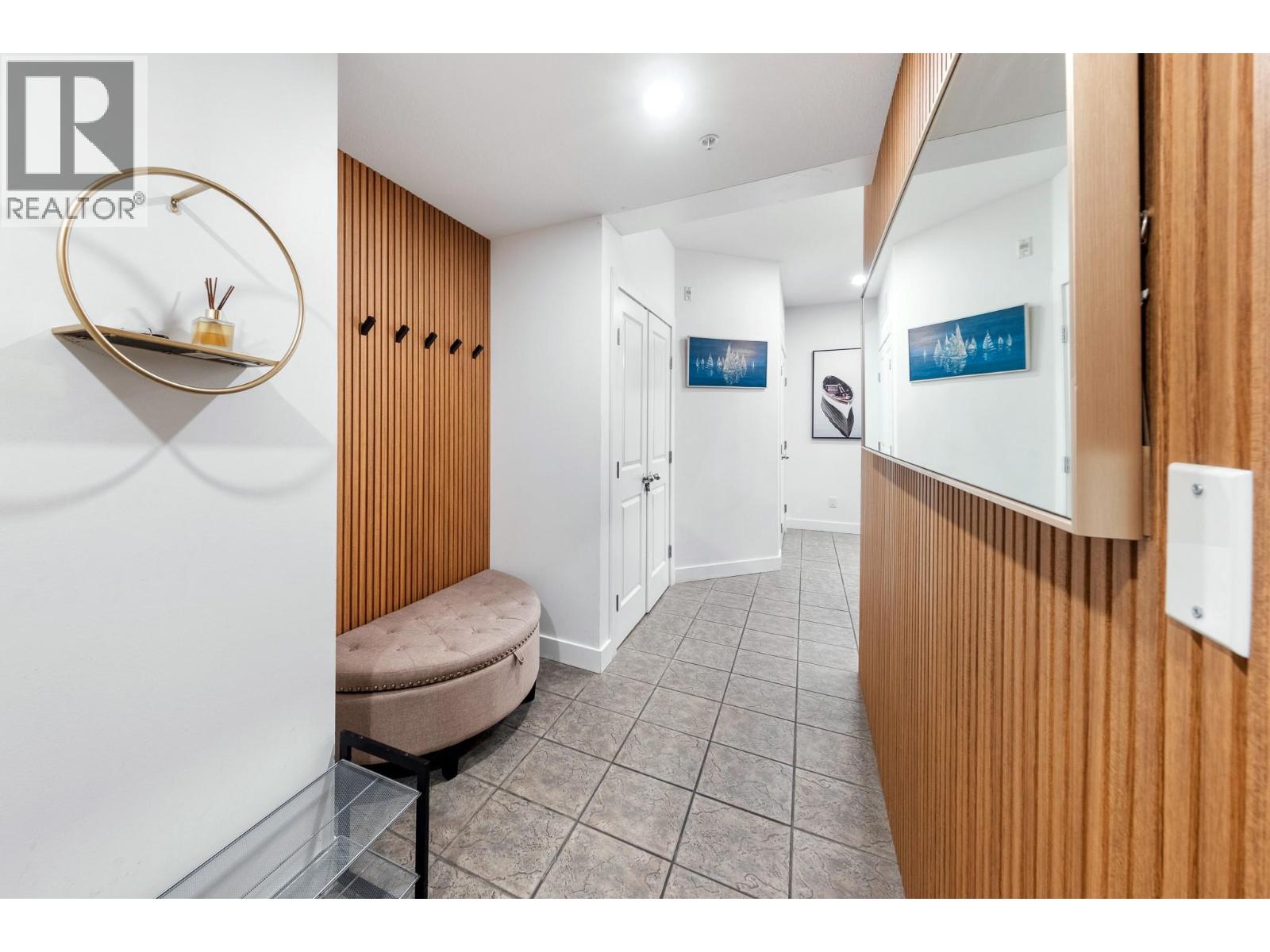 1088 Sunset Drive Unit# 352, Kelowna, British Columbia  V1Y 9W1 - Photo 2 - 10396743