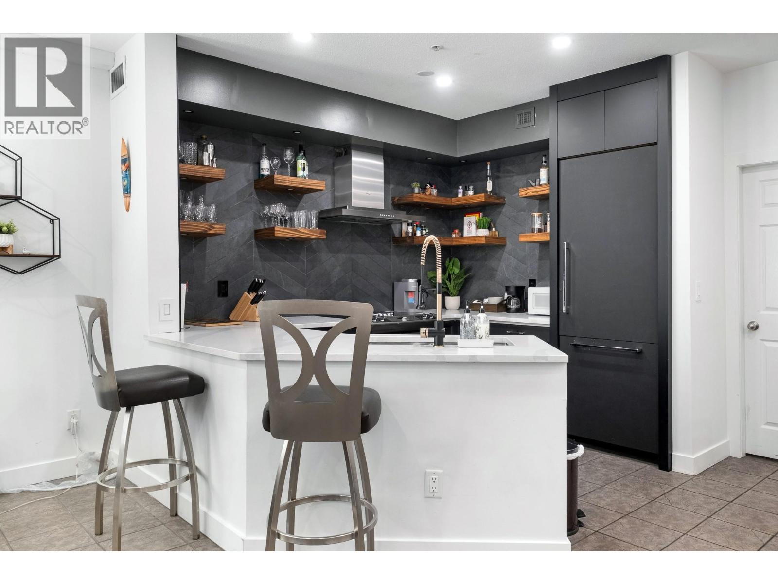 1088 Sunset Drive Unit# 352, Kelowna, British Columbia  V1Y 9W1 - Photo 7 - 10396743