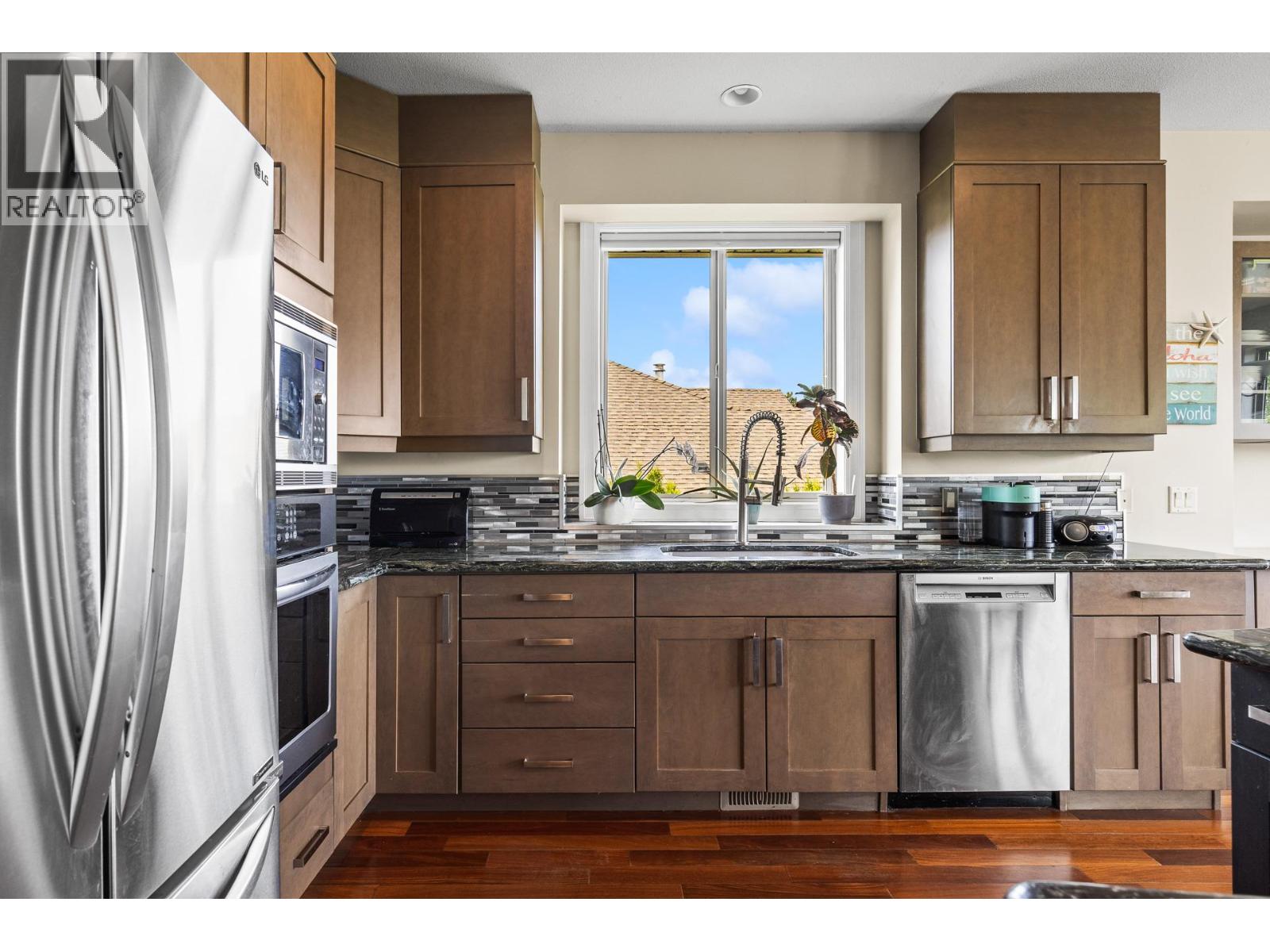 546 Gowen Place, Kelowna, British Columbia  V1W 5B4 - Photo 14 - 10396808