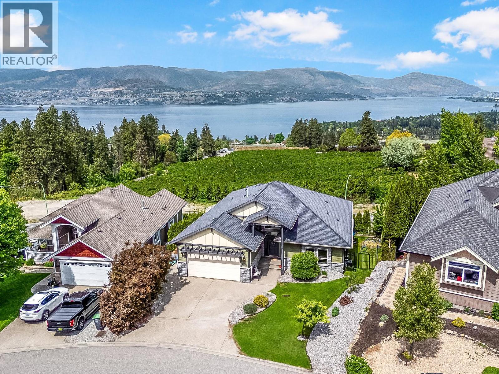 546 Gowen Place, Kelowna, British Columbia  V1W 5B4 - Photo 2 - 10396808