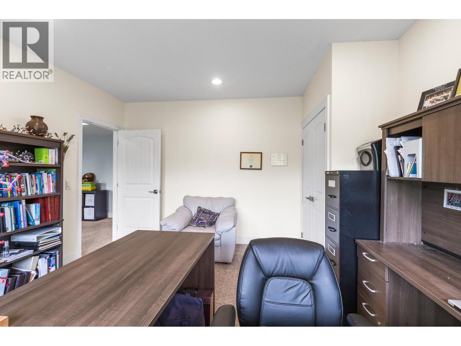 546 Gowen Place, Kelowna, British Columbia  V1W 5B4 - Photo 39 - 10396808