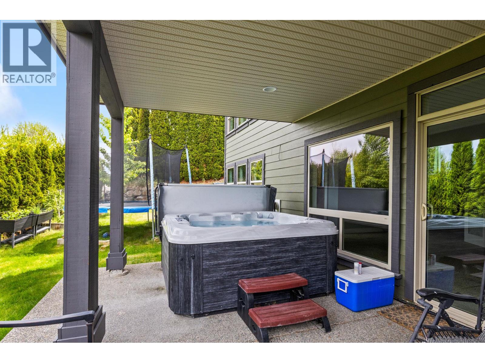 546 Gowen Place, Kelowna, British Columbia  V1W 5B4 - Photo 45 - 10396808