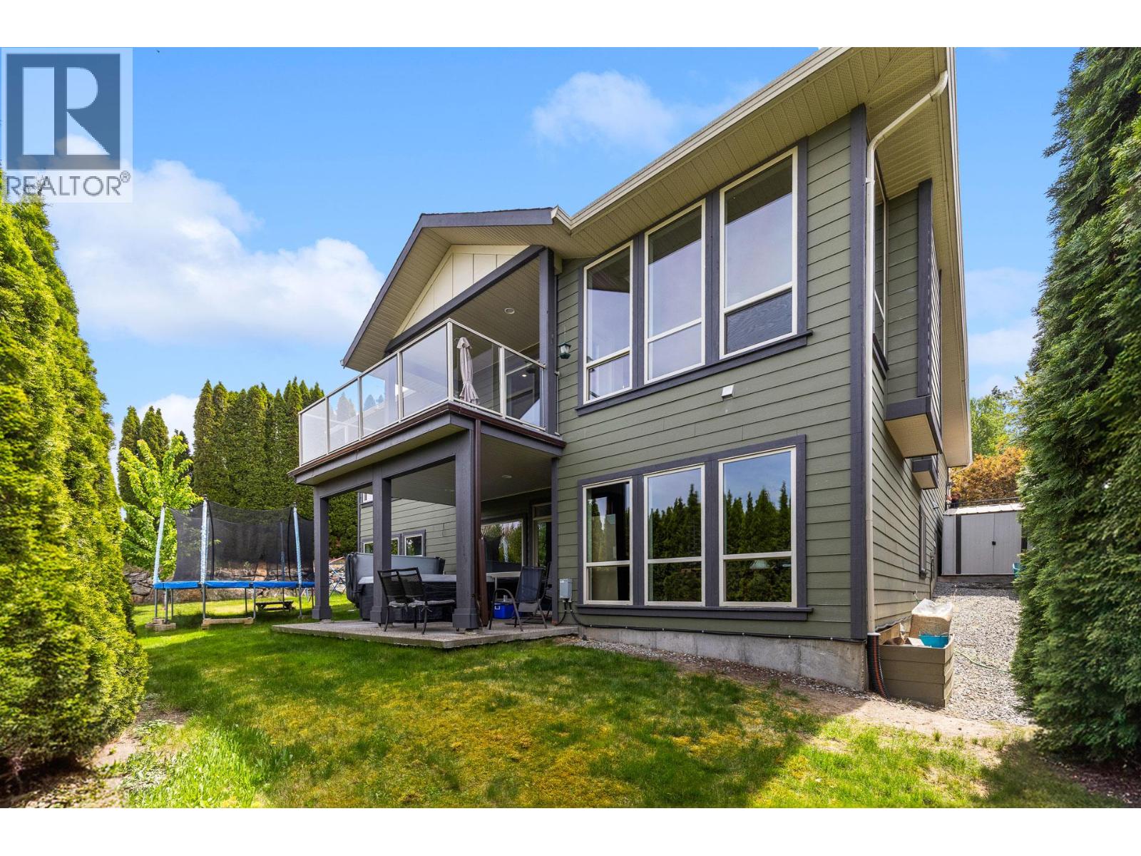 546 Gowen Place, Kelowna, British Columbia  V1W 5B4 - Photo 47 - 10396808
