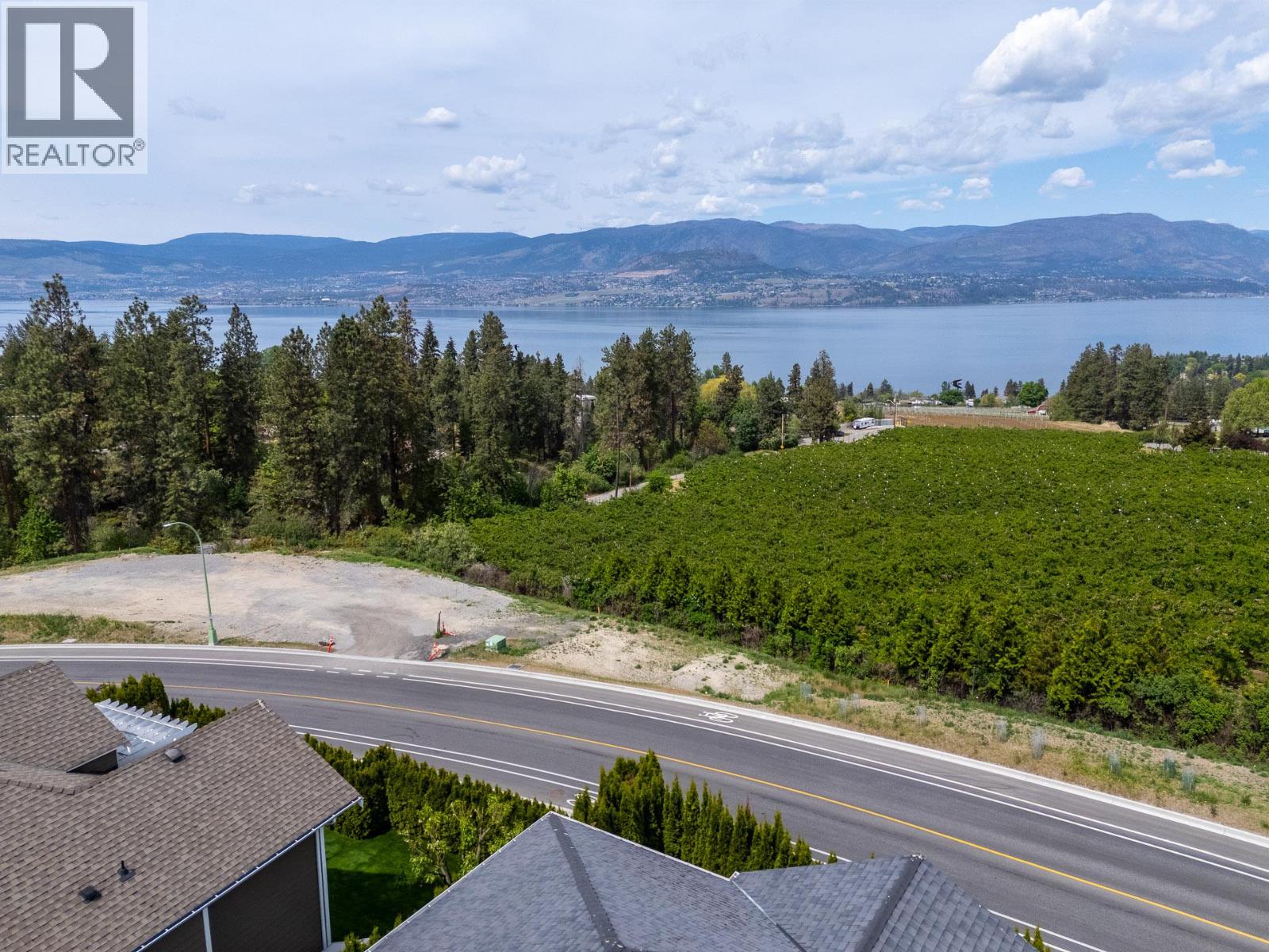546 Gowen Place, Kelowna, British Columbia  V1W 5B4 - Photo 53 - 10396808