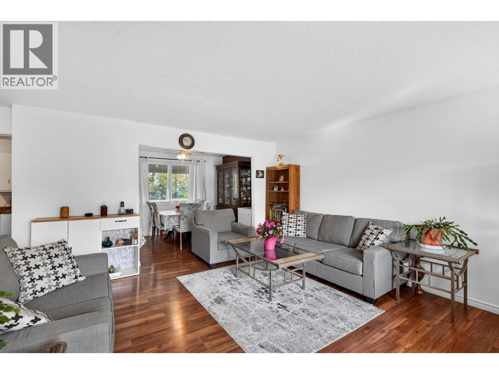 1904 22nd Street, Vernon, British Columbia  V1T 7G2 - Photo 2 - 10396769