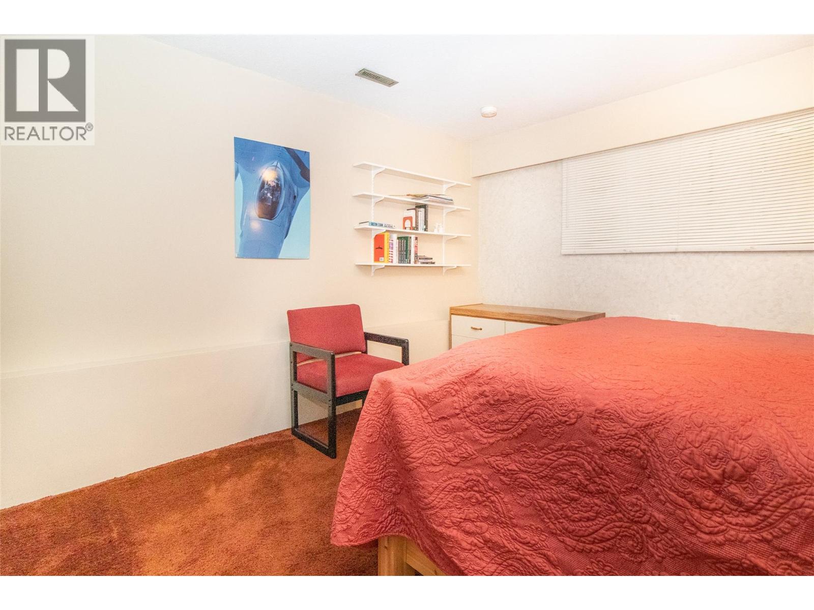 210 Wallace Road, Kelowna, British Columbia  V1X 4T1 - Photo 24 - 10396692