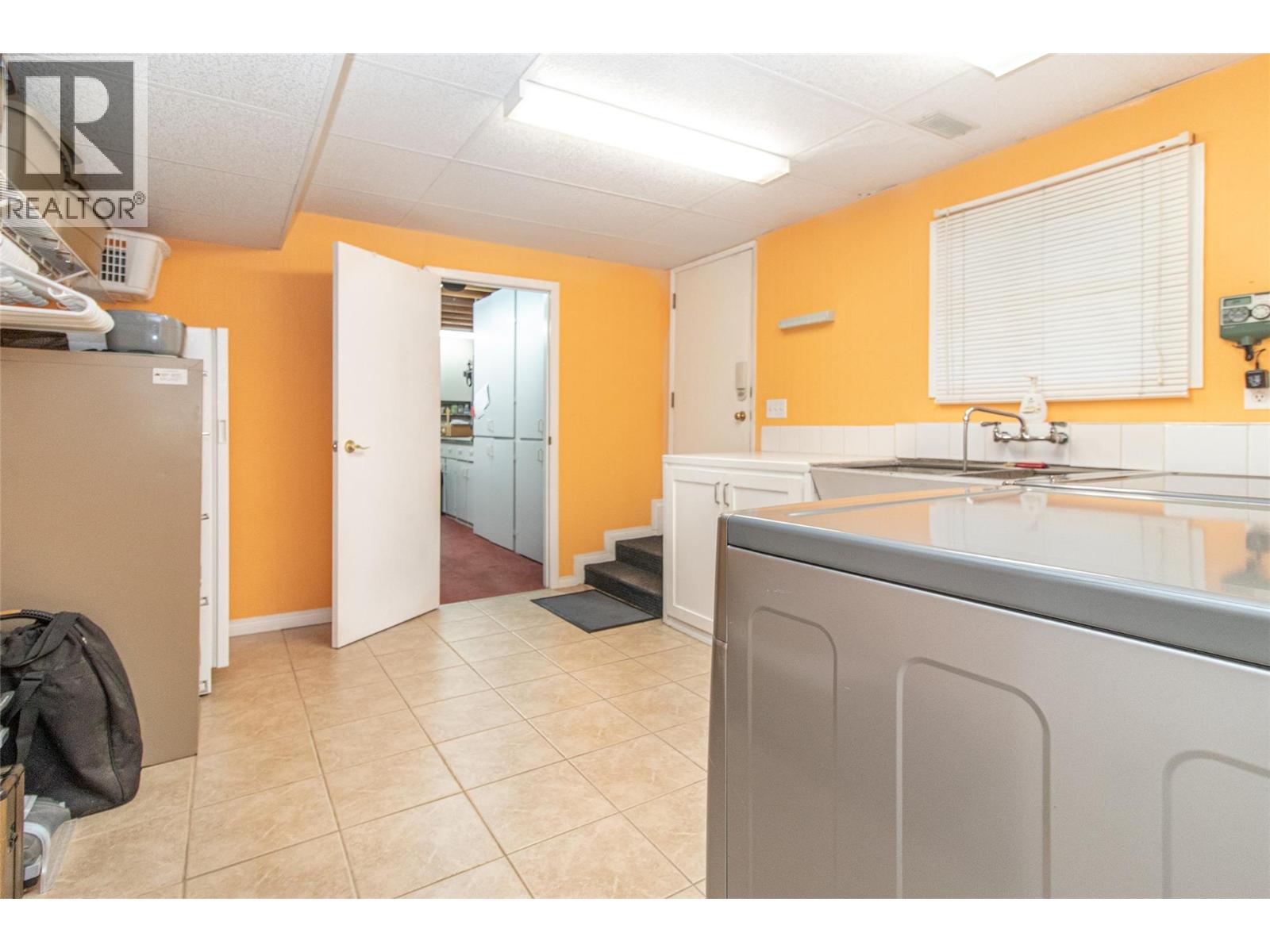 210 Wallace Road, Kelowna, British Columbia  V1X 4T1 - Photo 34 - 10396692