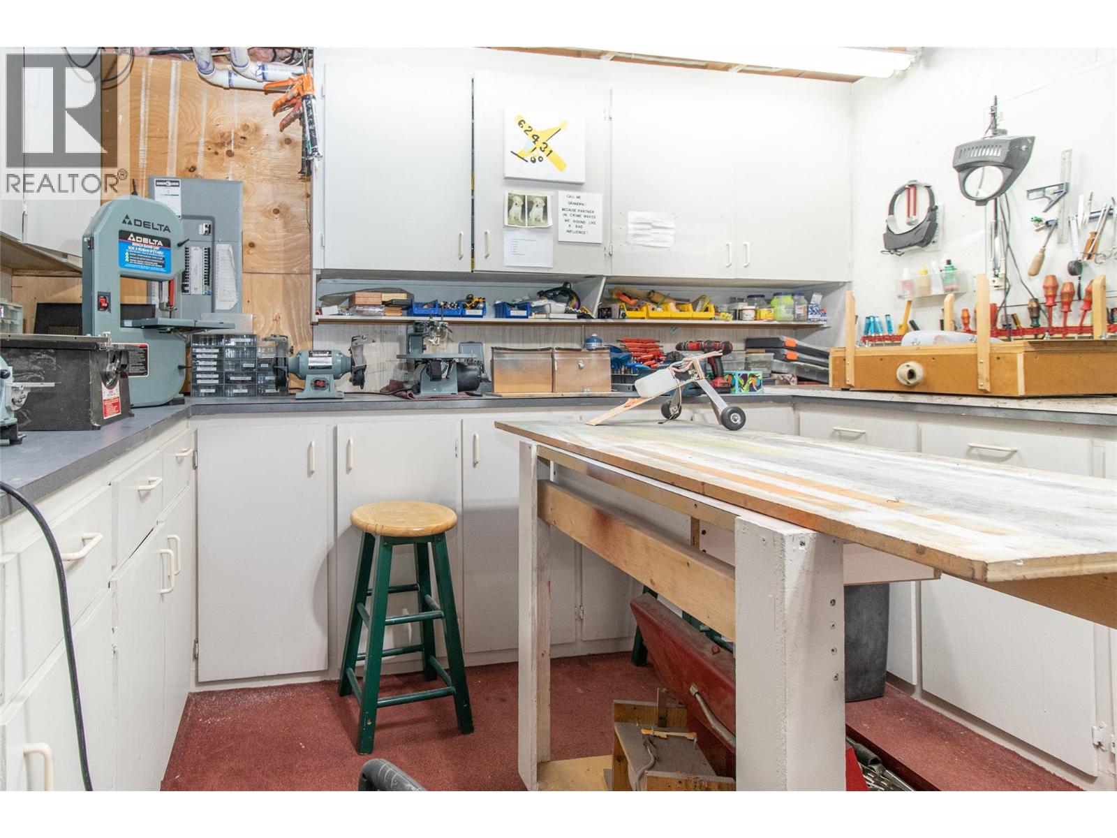 210 Wallace Road, Kelowna, British Columbia  V1X 4T1 - Photo 39 - 10396692