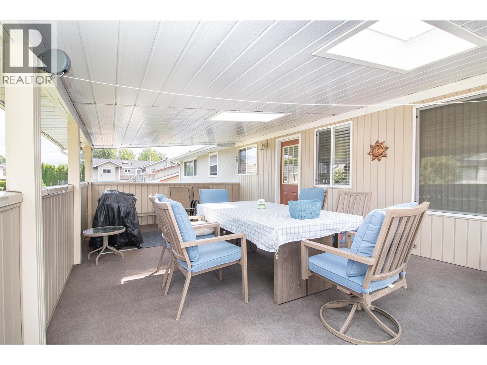 210 Wallace Road, Kelowna, British Columbia  V1X 4T1 - Photo 49 - 10396692