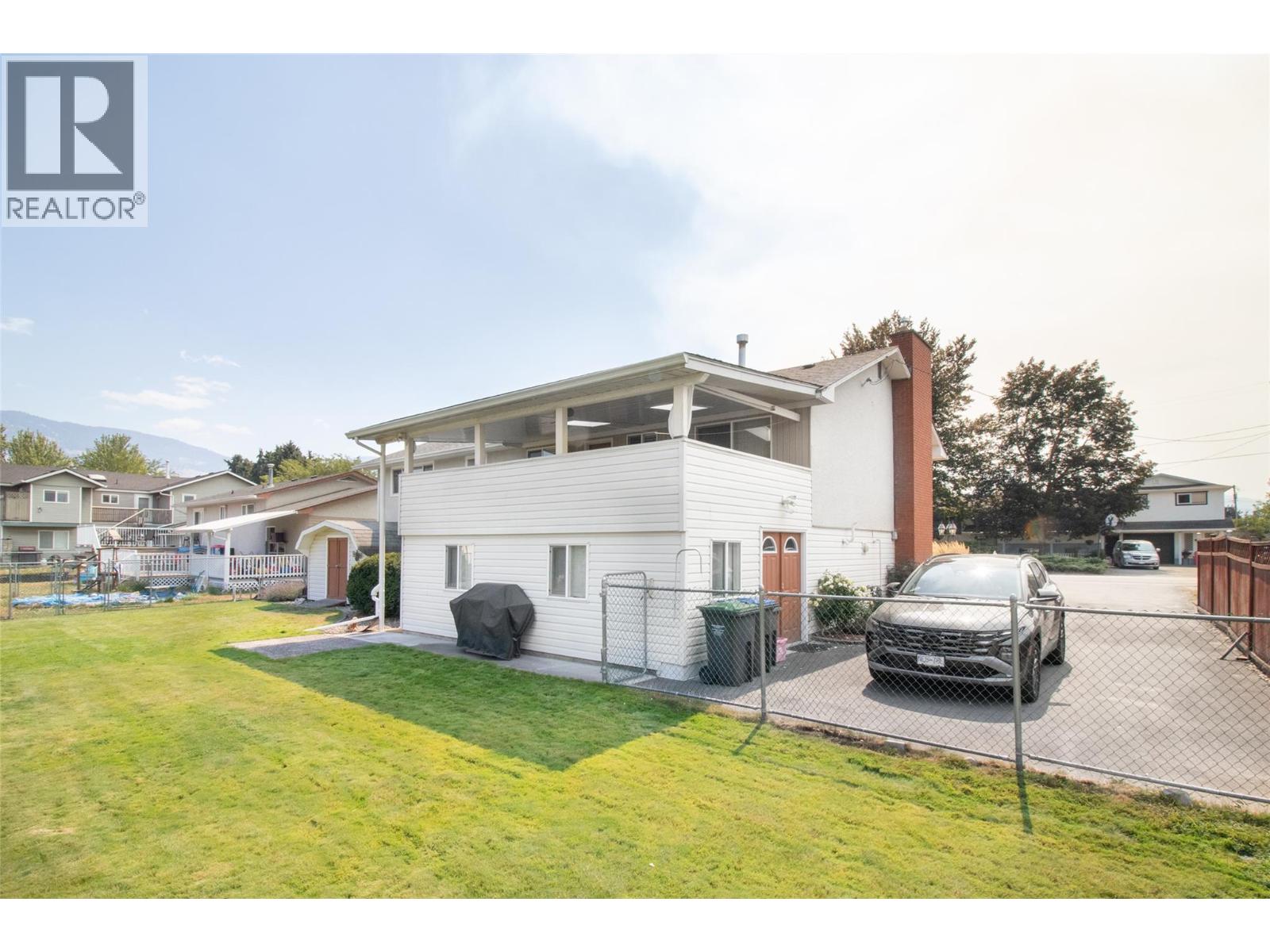 210 Wallace Road, Kelowna, British Columbia  V1X 4T1 - Photo 51 - 10396692