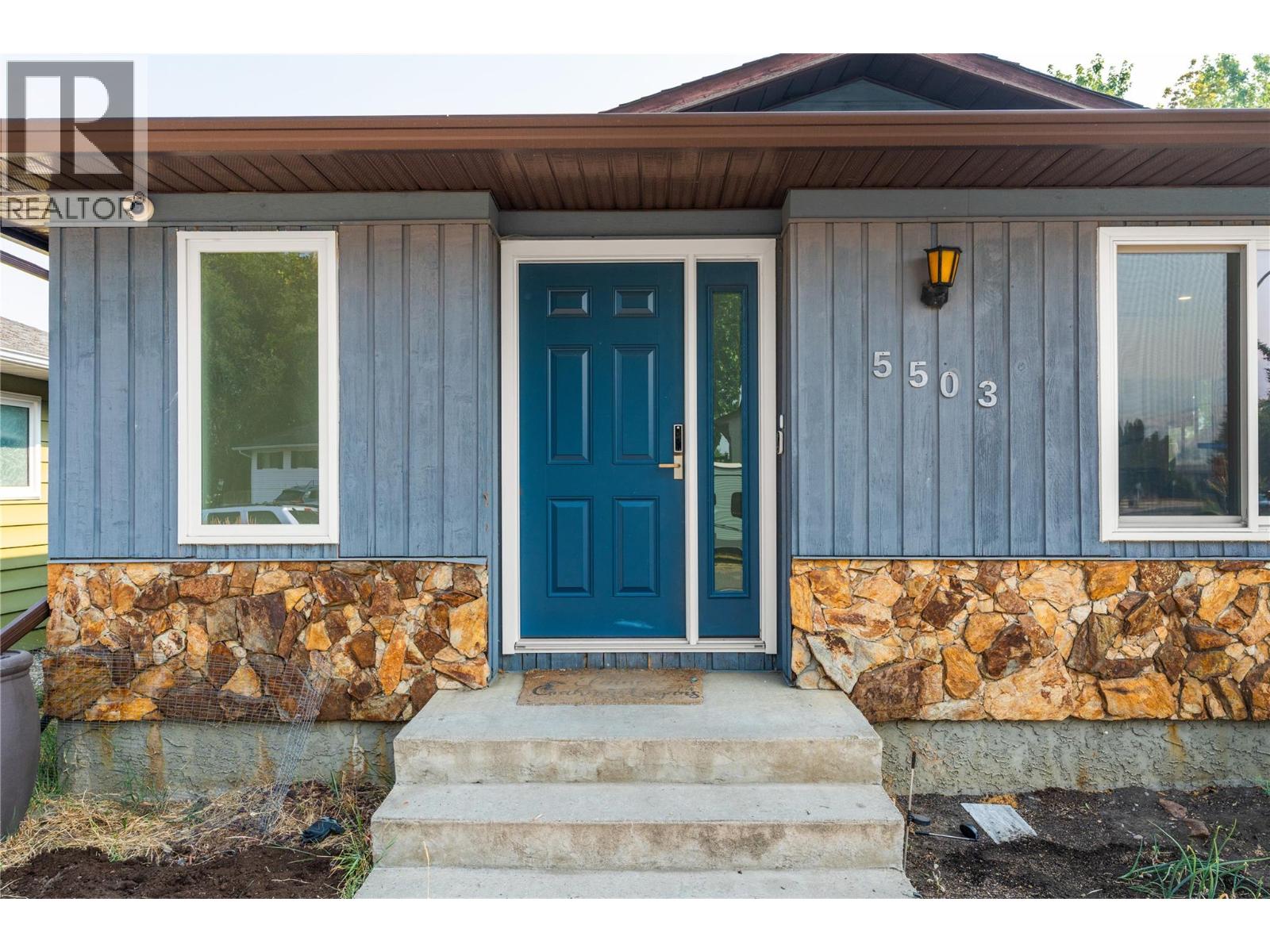 5503 South Vernon Court, Vernon, British Columbia  V1T 8N6 - Photo 31 - 10396138