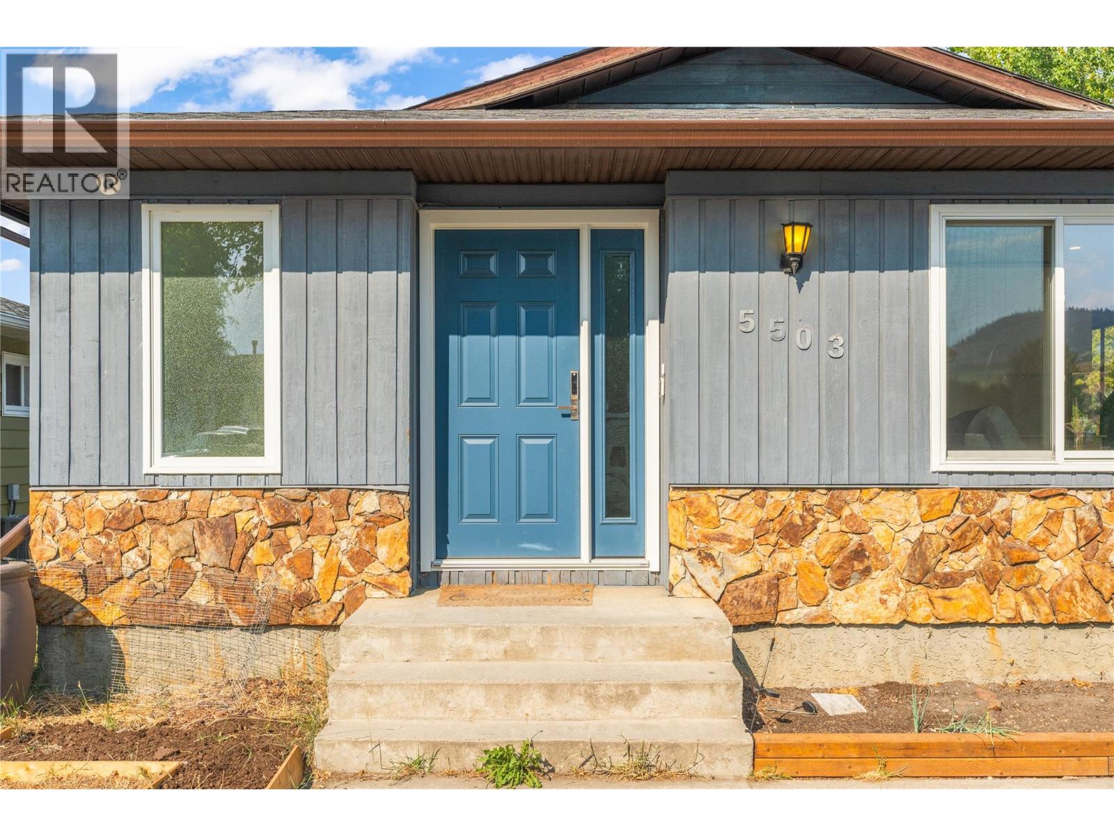 5503 South Vernon Court, Vernon, British Columbia  V1T 8N6 - Photo 43 - 10396138