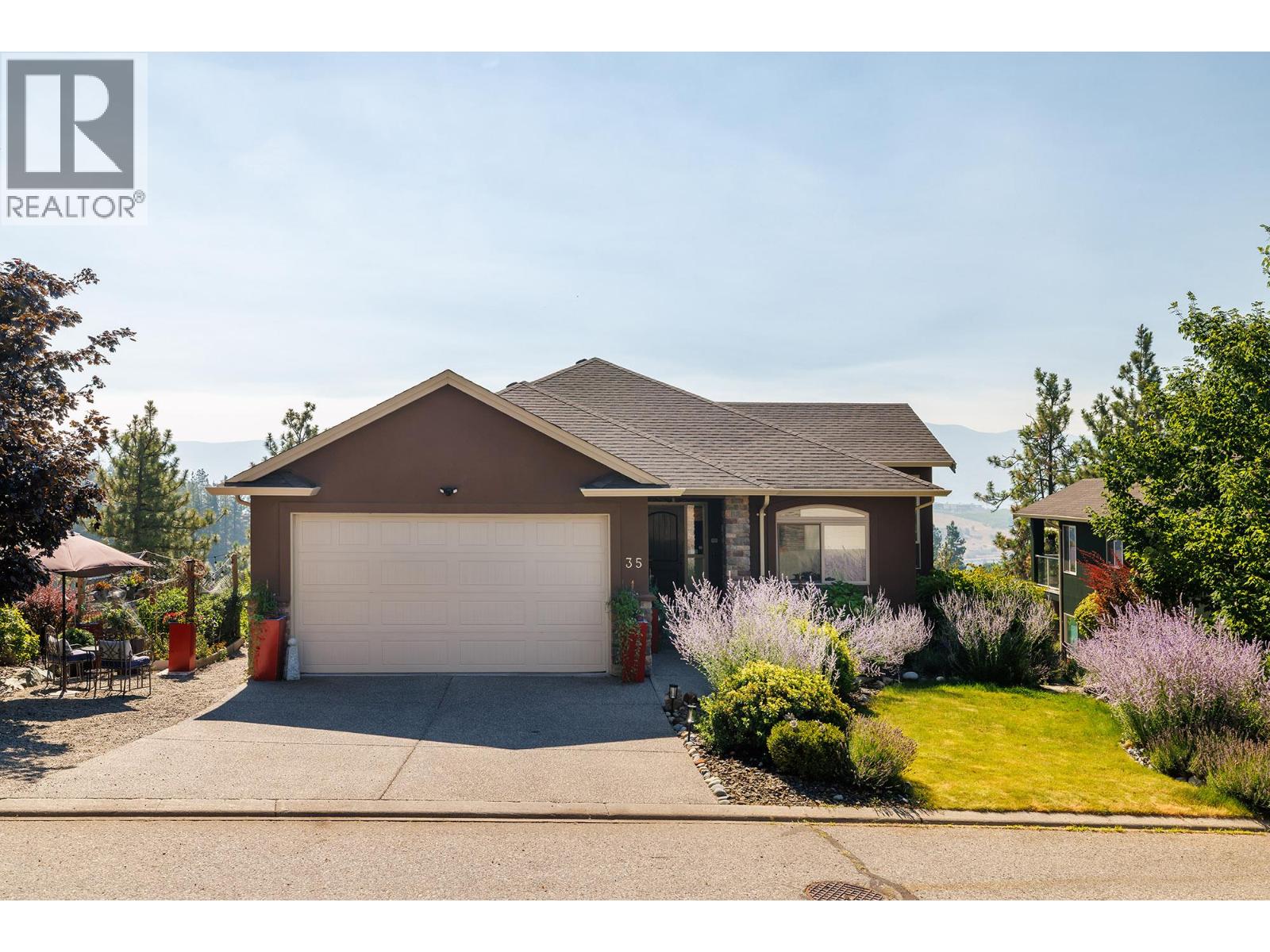 2040 Rosealee Lane Unit# 35, West Kelowna, British Columbia  V1Z 4C5 - Photo 1 - 10396731