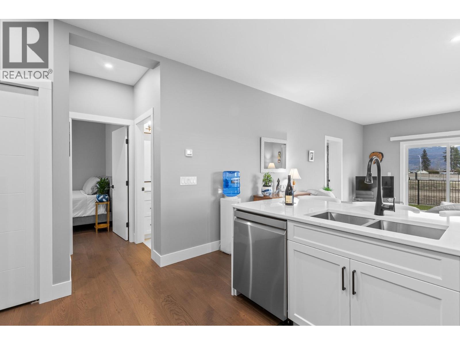 3763 St. James Drive, West Kelowna, British Columbia  V4T 0G3 - Photo 11 - 10396816