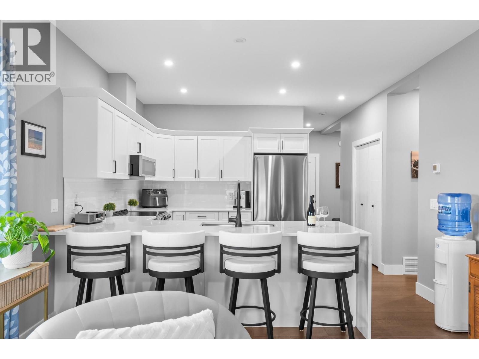 3763 St. James Drive, West Kelowna, British Columbia  V4T 0G3 - Photo 6 - 10396816