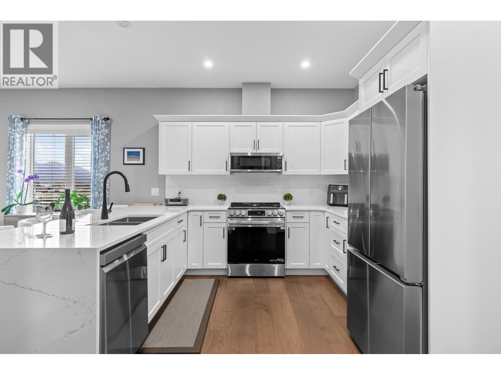 3763 St. James Drive, West Kelowna, British Columbia  V4T 0G3 - Photo 8 - 10396816