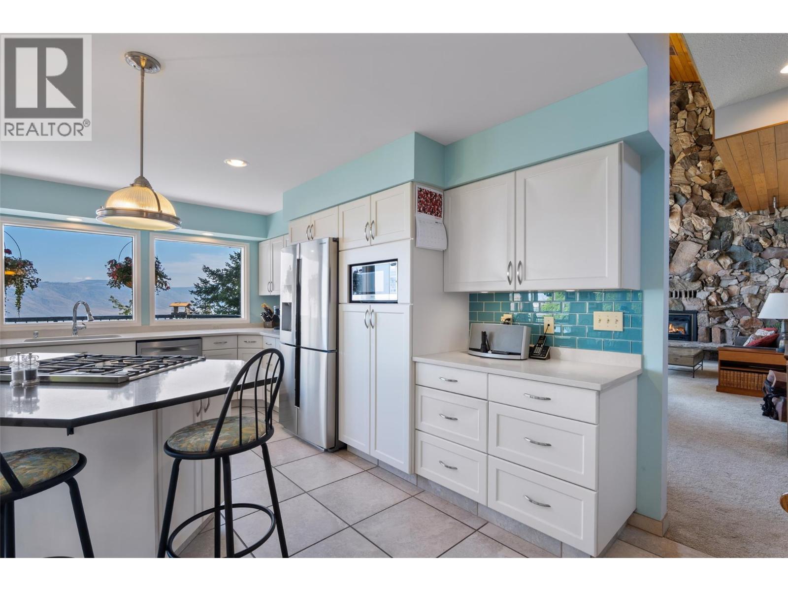 1809 Breakenridge Court, Kamloops, British Columbia  V2E 1W9 - Photo 8 - 10396764