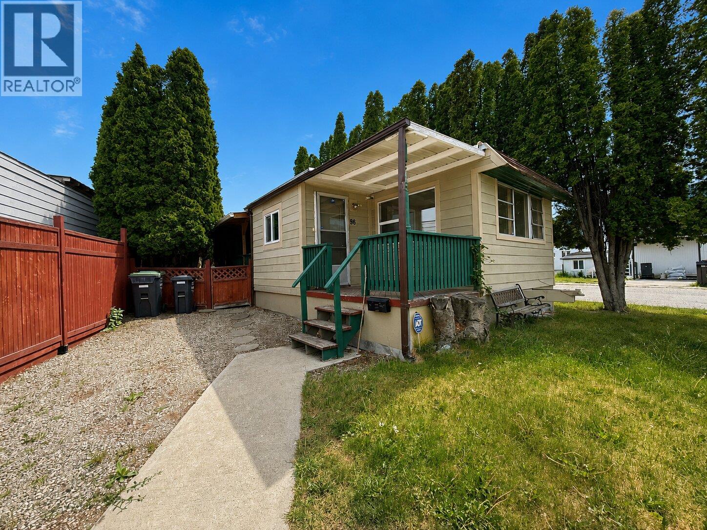 3245 Paris Street Unit# 96, Penticton, British Columbia  V2A 3T9 - Photo 1 - 10396755
