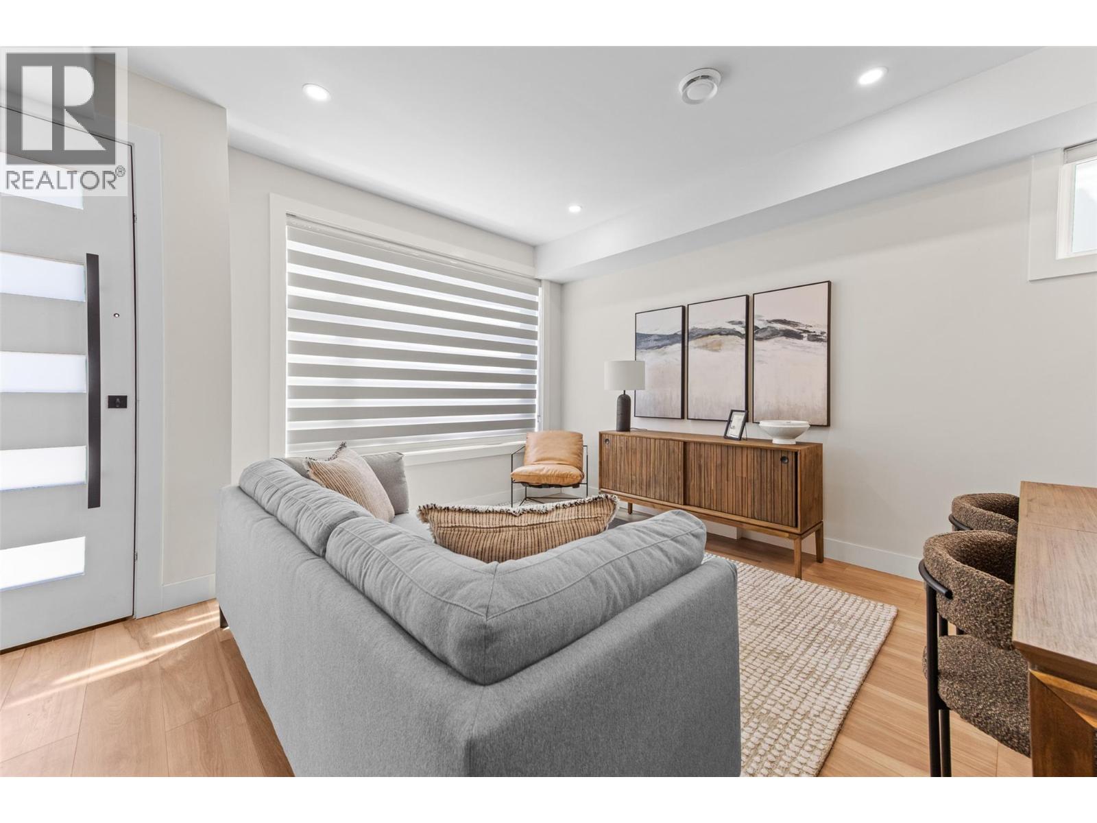 1034 Martin Avenue Unit# 4, Kelowna, British Columbia  V1Y 6V5 - Photo 11 - 10396711