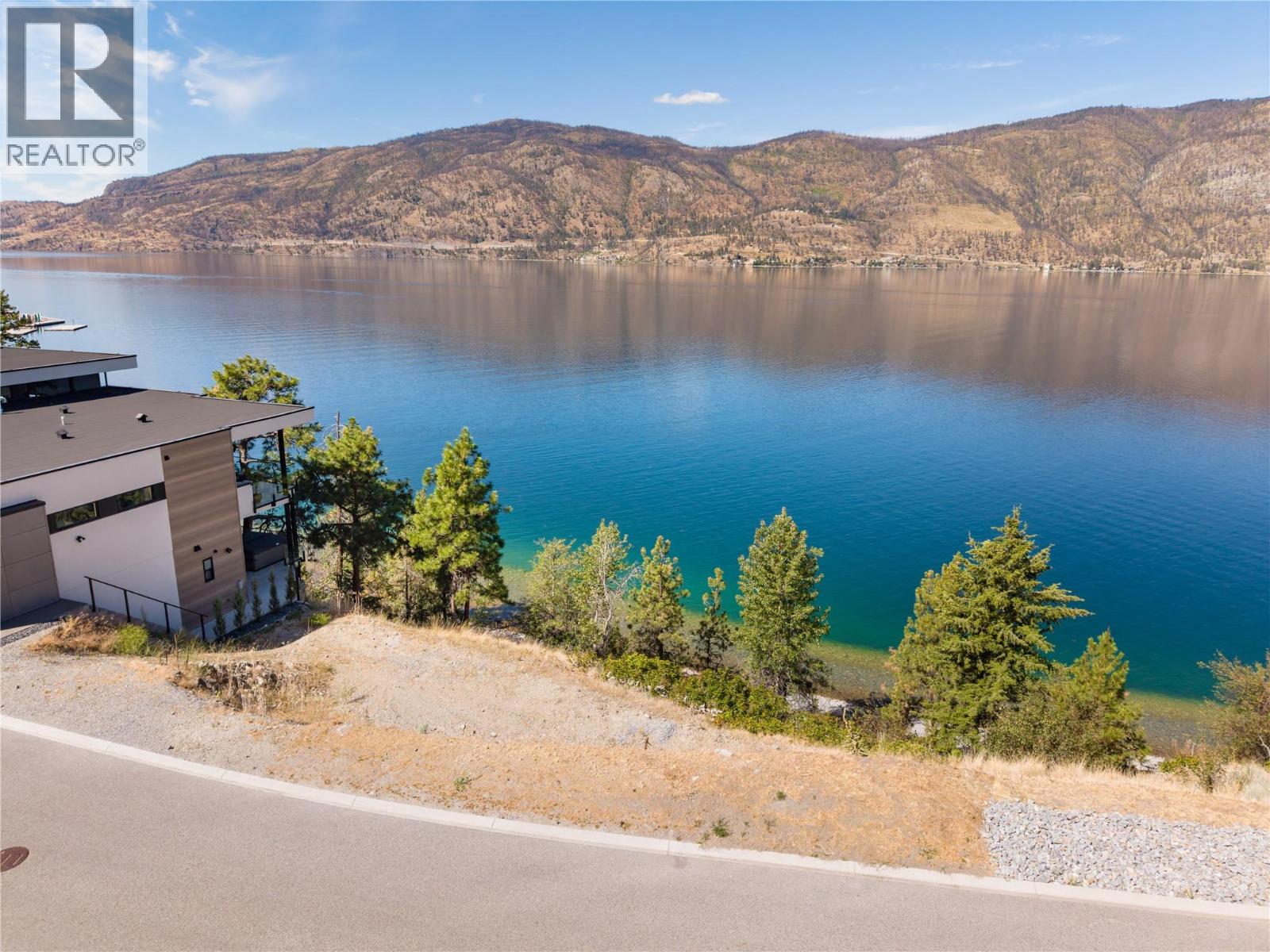 3548 Arrowroot Drive, Kelowna, British Columbia  V1V 3G2 - Photo 3 - 10396754