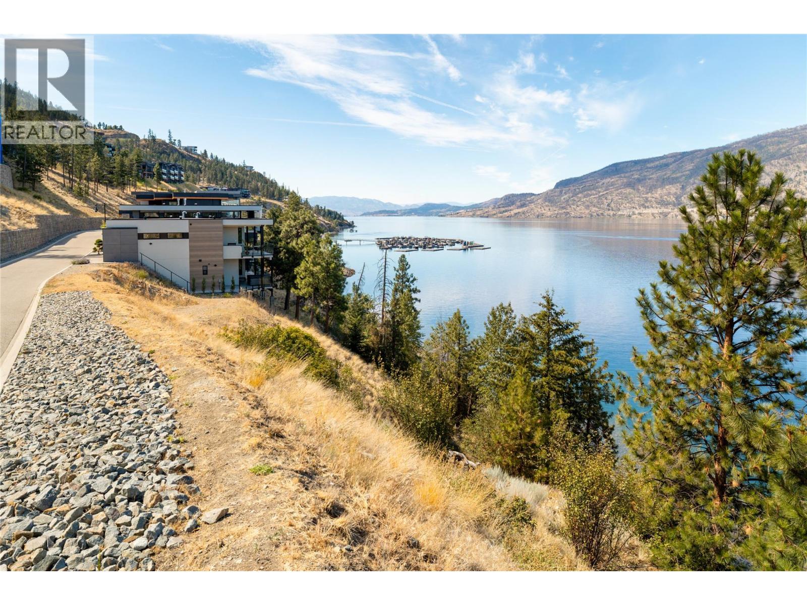 3548 Arrowroot Drive, Kelowna, British Columbia  V1V 3G2 - Photo 6 - 10396754