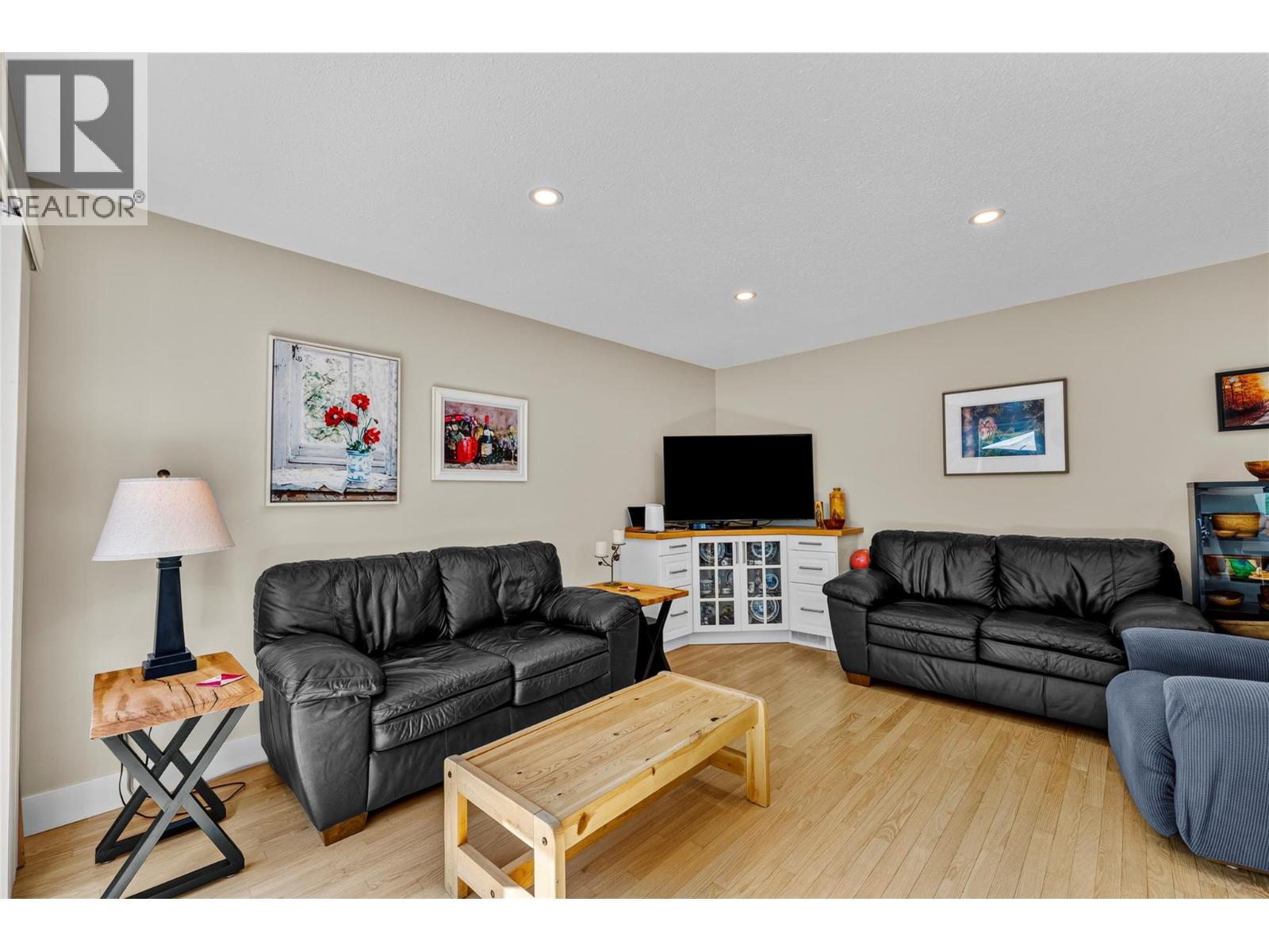 2049 Tremerton Drive, Kamloops, British Columbia  V2E 2L1 - Photo 16 - 10396730