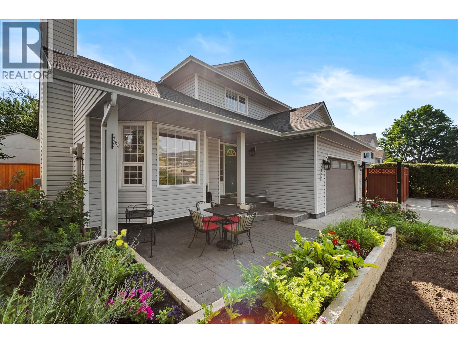 2049 Tremerton Drive, Kamloops, British Columbia  V2E 2L1 - Photo 2 - 10396730