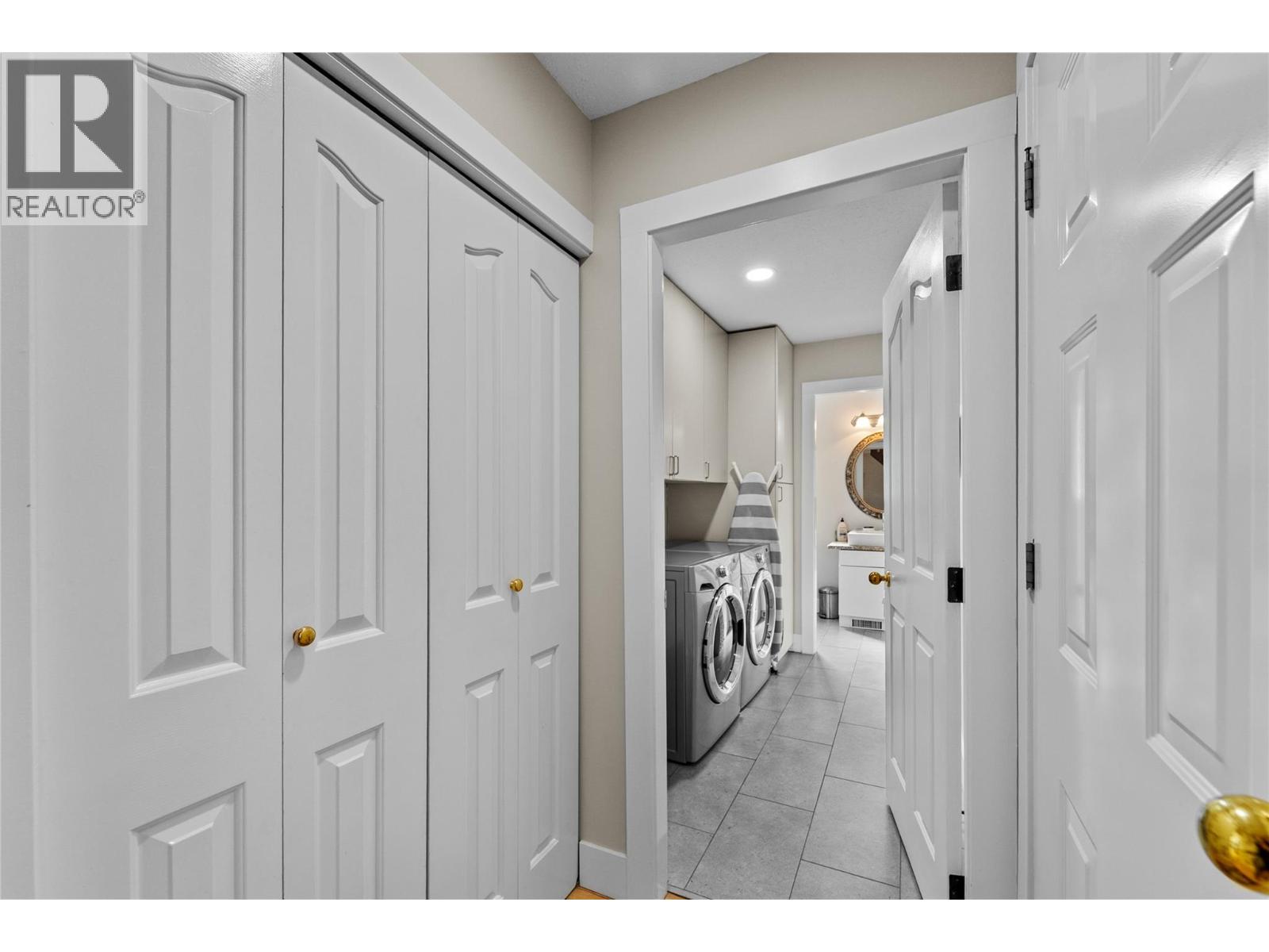 2049 Tremerton Drive, Kamloops, British Columbia  V2E 2L1 - Photo 23 - 10396730