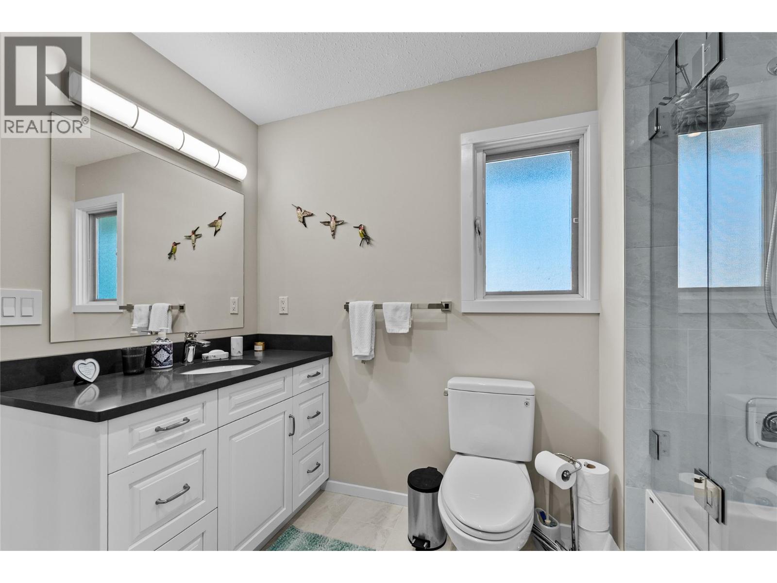 2049 Tremerton Drive, Kamloops, British Columbia  V2E 2L1 - Photo 34 - 10396730