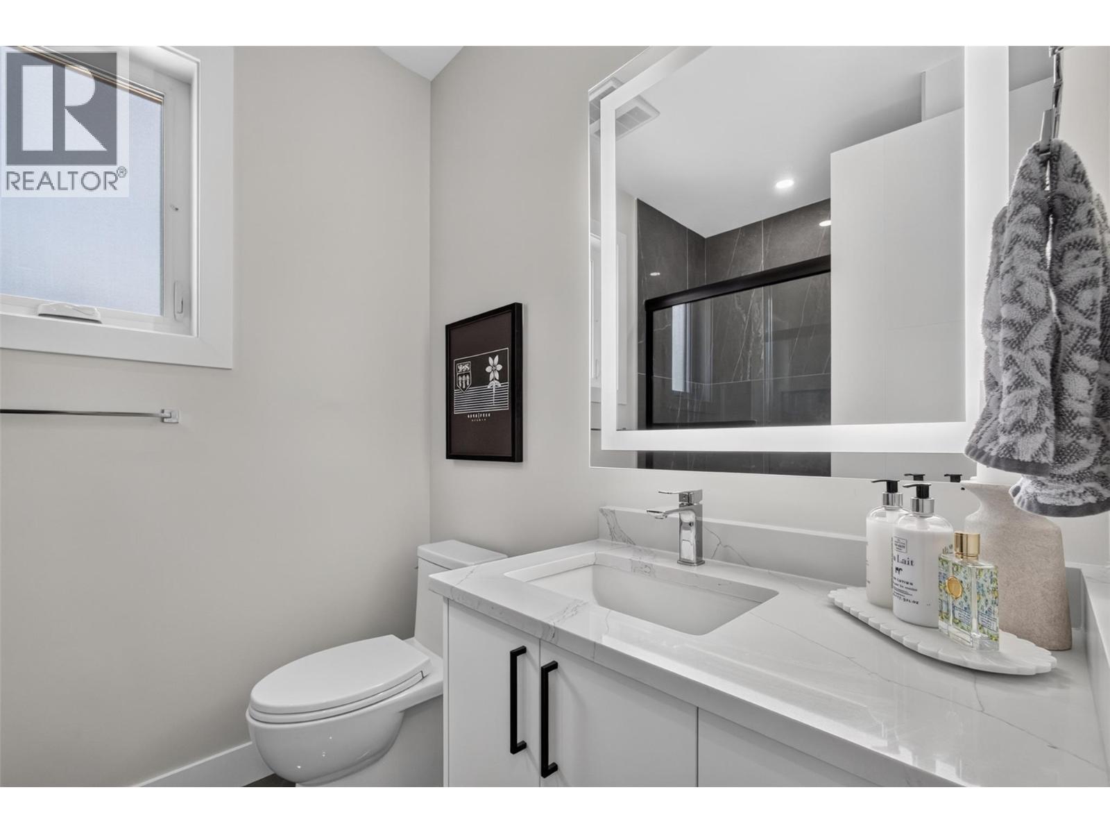707 Raymer Road, Kelowna, British Columbia  V1W 1H6 - Photo 34 - 10396474