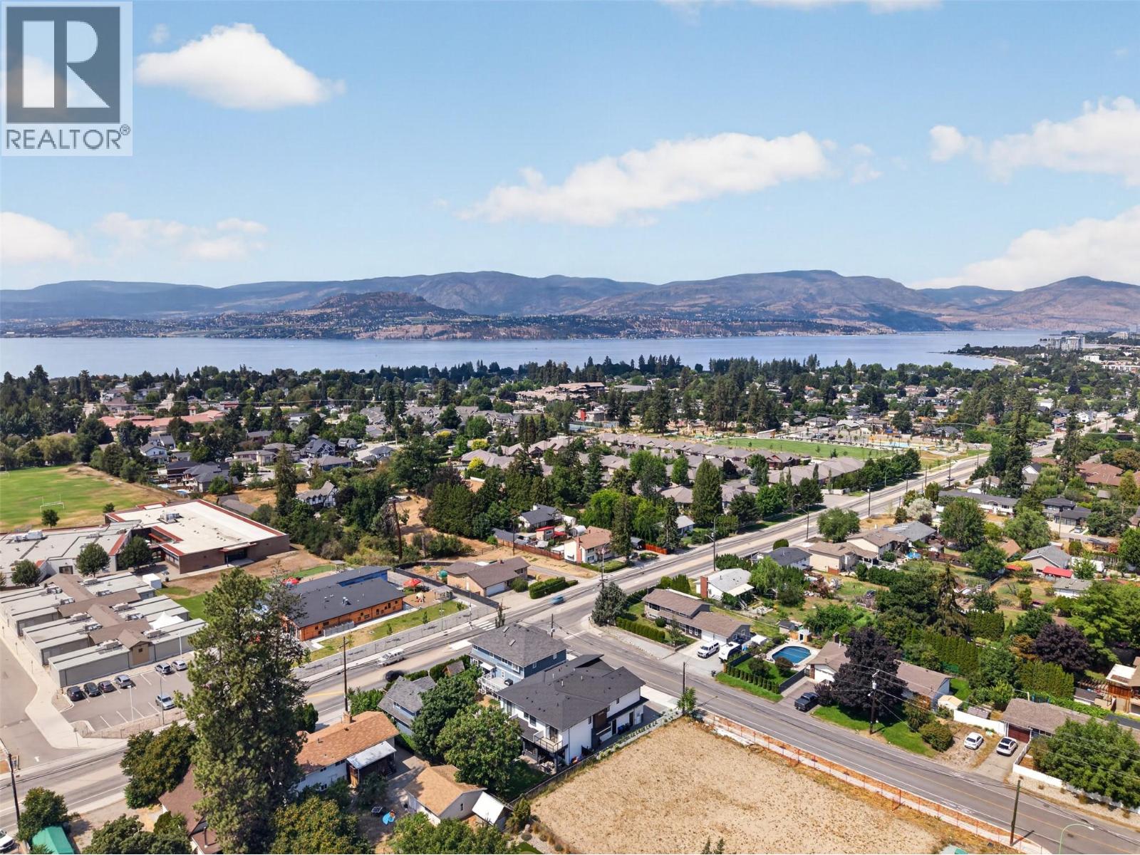 707 Raymer Road, Kelowna, British Columbia  V1W 1H6 - Photo 38 - 10396474