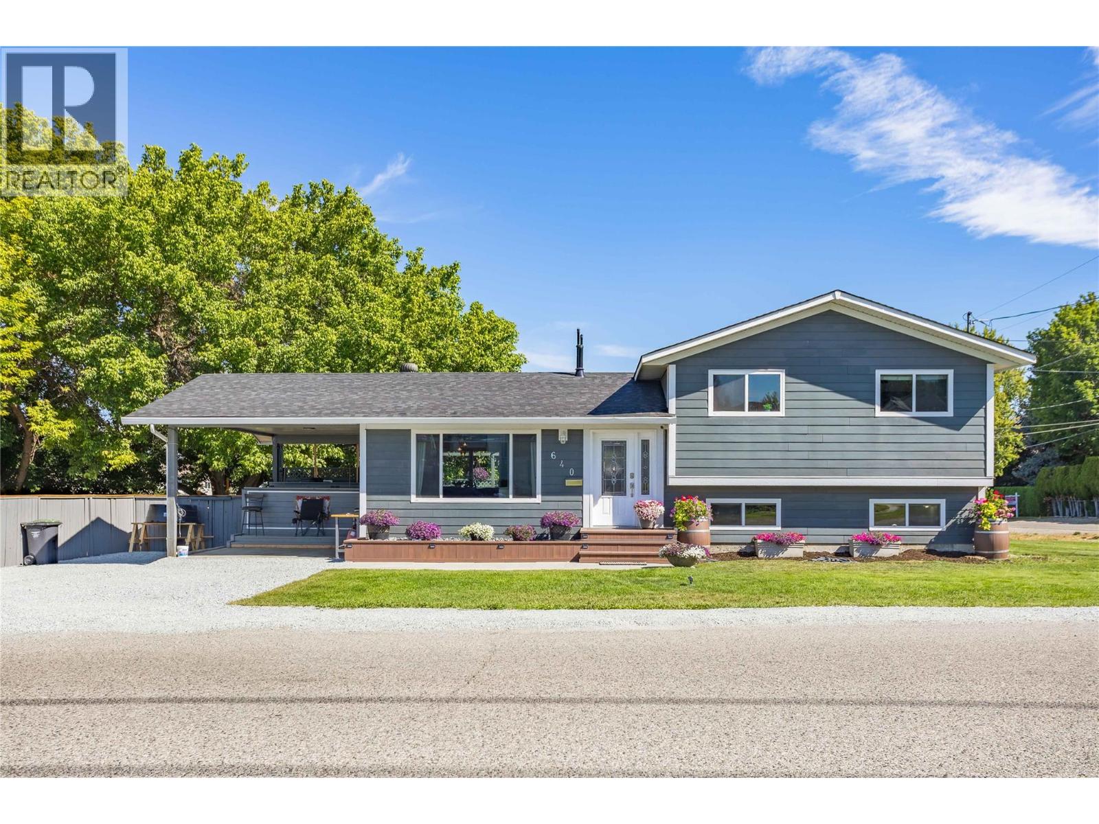 640 Myron Road, Kelowna, British Columbia  V1X 6V3 - Photo 1 - 10395184
