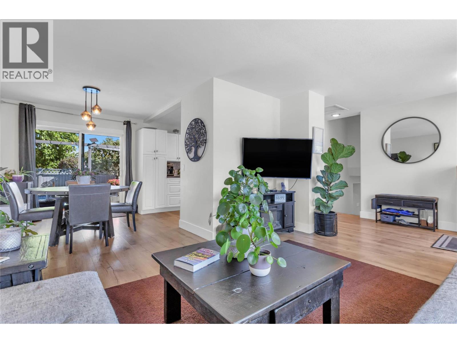 640 Myron Road, Kelowna, British Columbia  V1X 6V3 - Photo 28 - 10395184