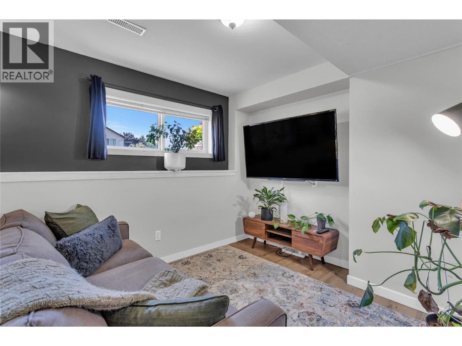 640 Myron Road, Kelowna, British Columbia  V1X 6V3 - Photo 40 - 10395184