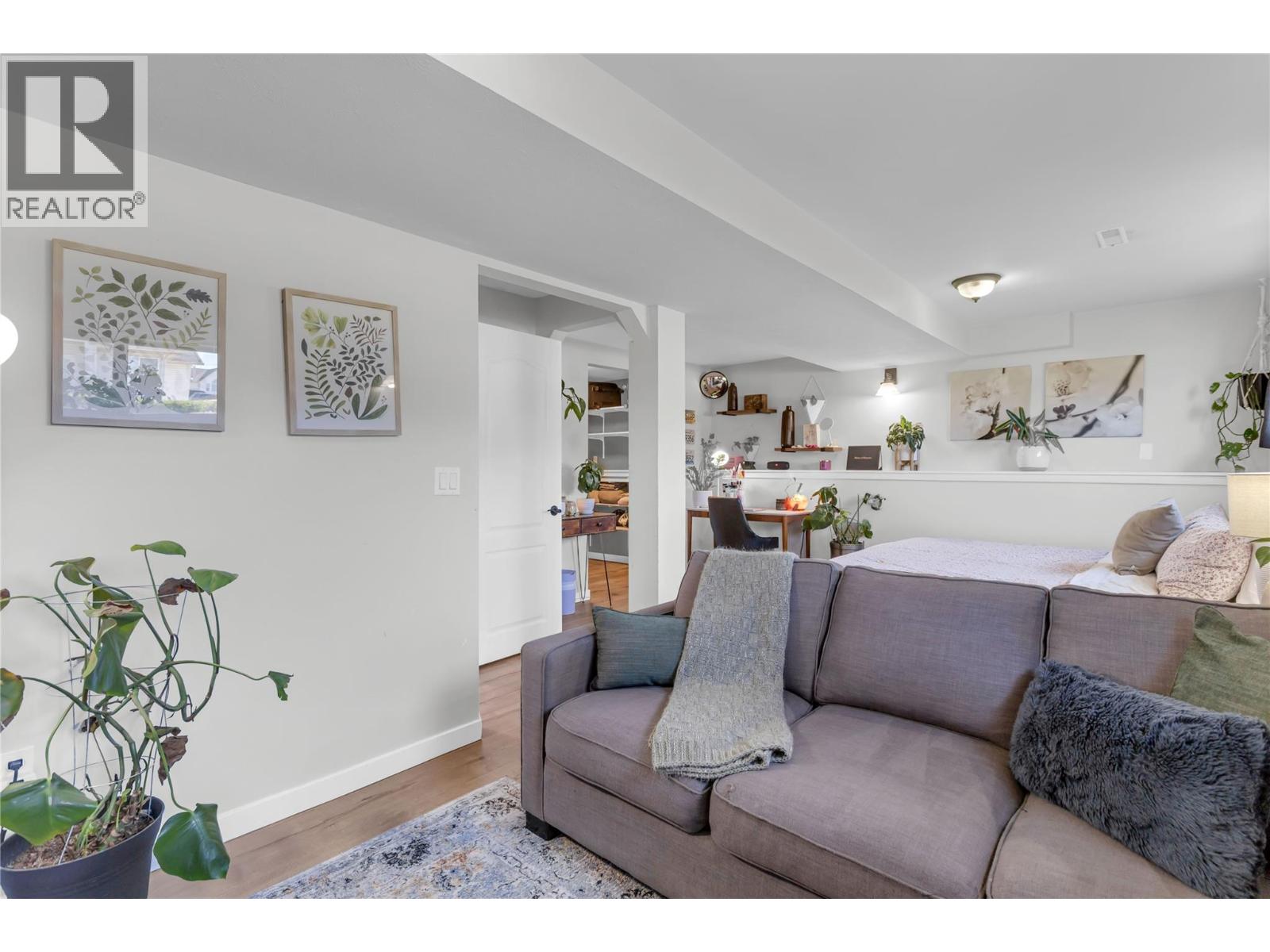 640 Myron Road, Kelowna, British Columbia  V1X 6V3 - Photo 41 - 10395184