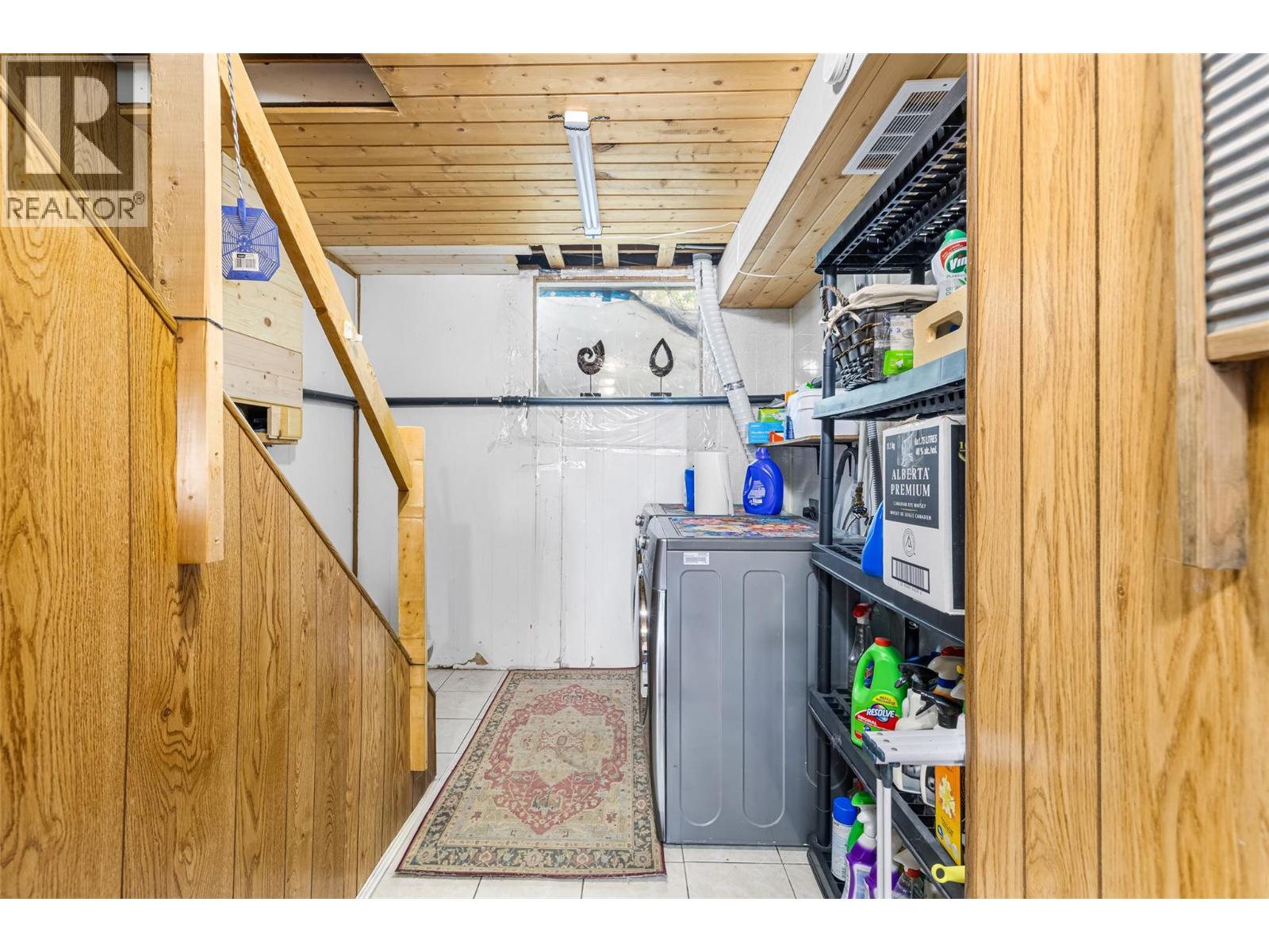 9889 Highway 3/95, Yahk, British Columbia  V0B 2P0 - Photo 42 - 10396288