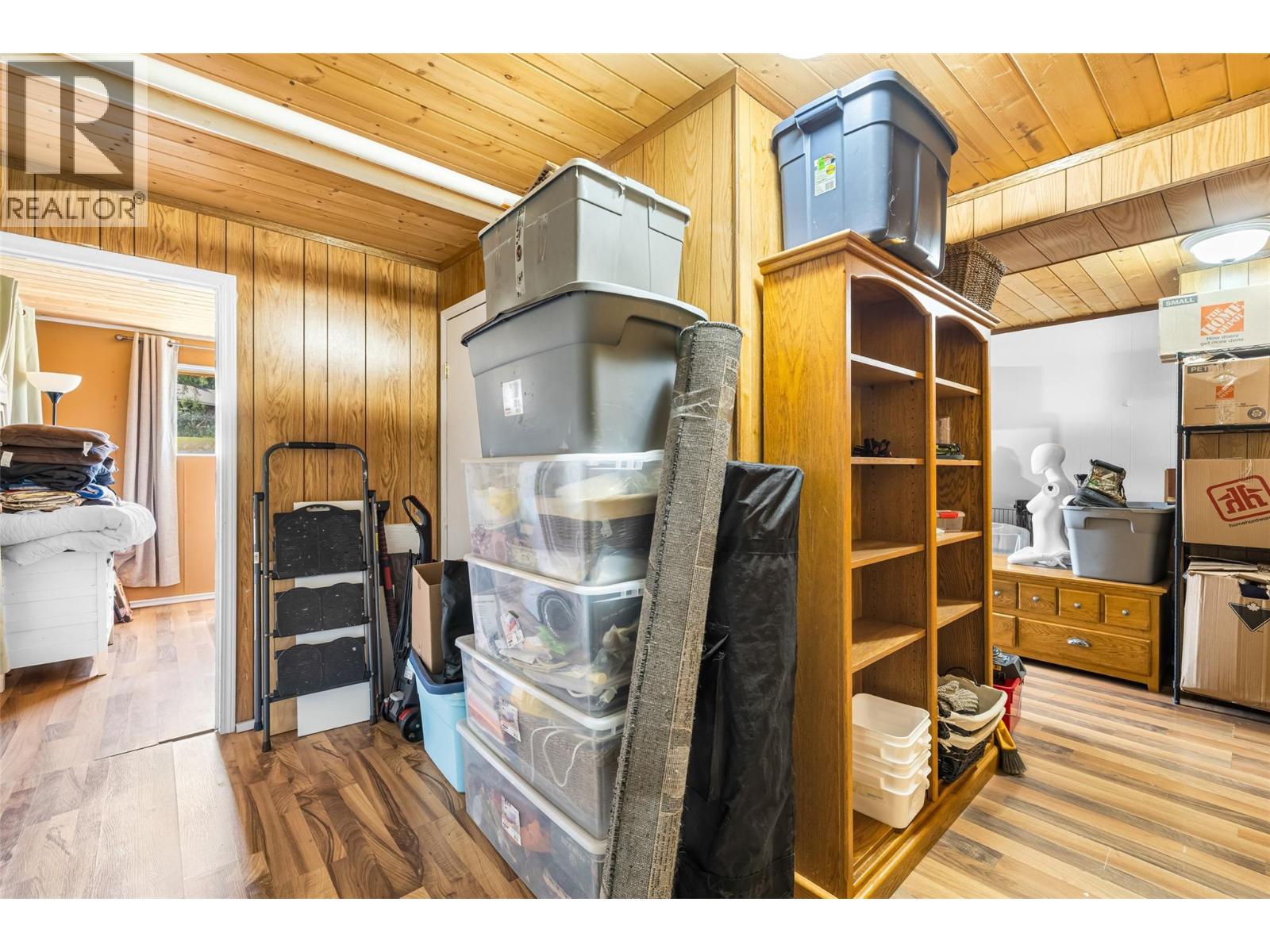 9889 Highway 3/95, Yahk, British Columbia  V0B 2P0 - Photo 44 - 10396288