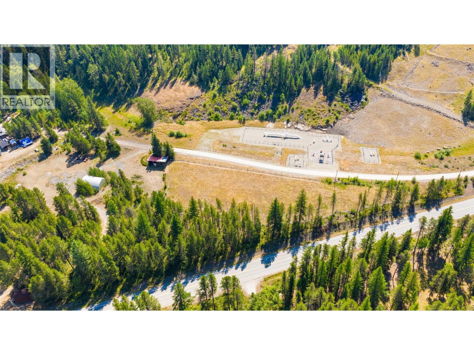 9889 Highway 3/95, Yahk, British Columbia  V0B 2P0 - Photo 52 - 10396288
