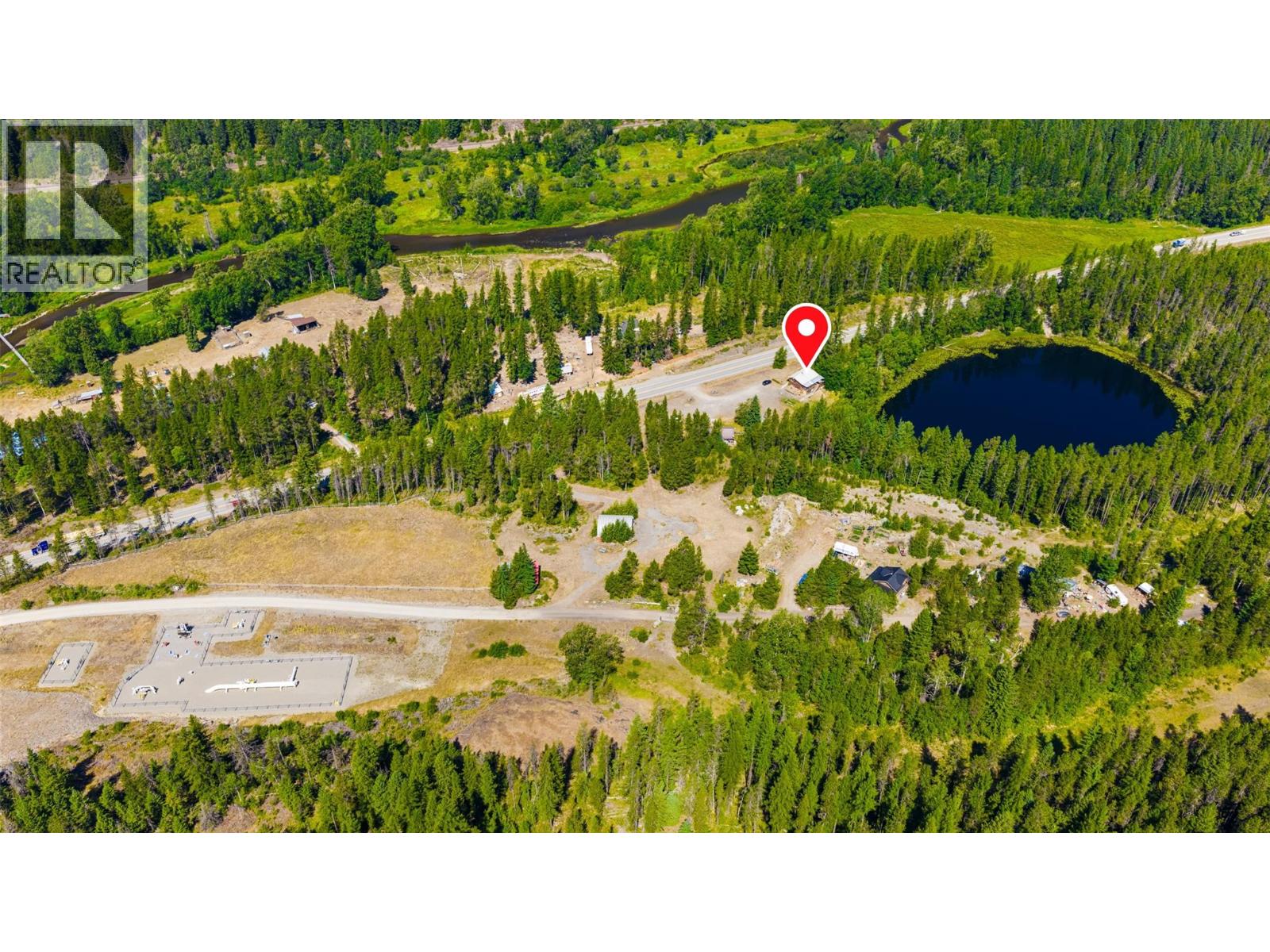 9889 Highway 3/95, Yahk, British Columbia  V0B 2P0 - Photo 53 - 10396288