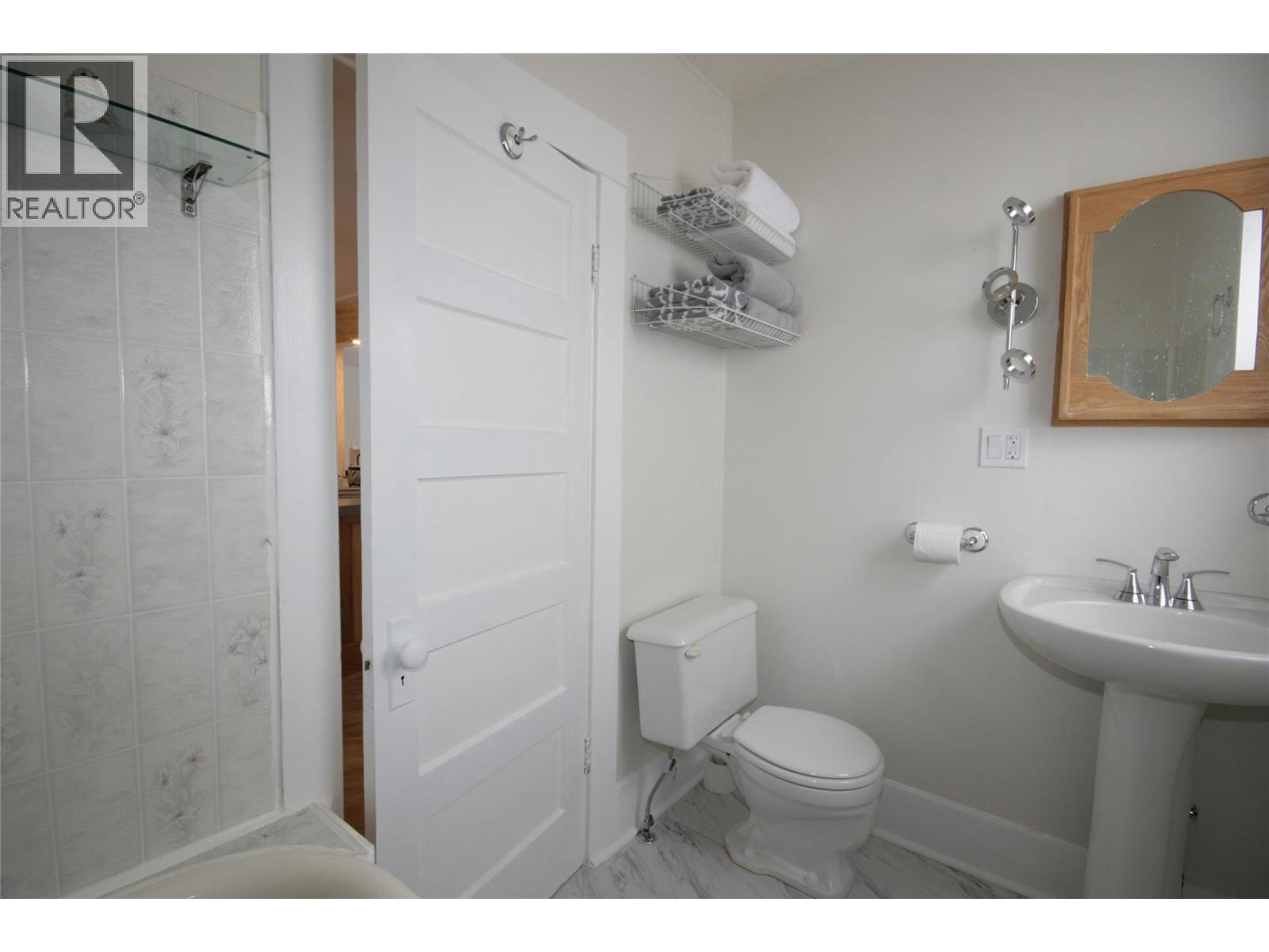 960 Nicola Street, Kamloops, British Columbia  V2C 2R9 - Photo 6 - 10396735