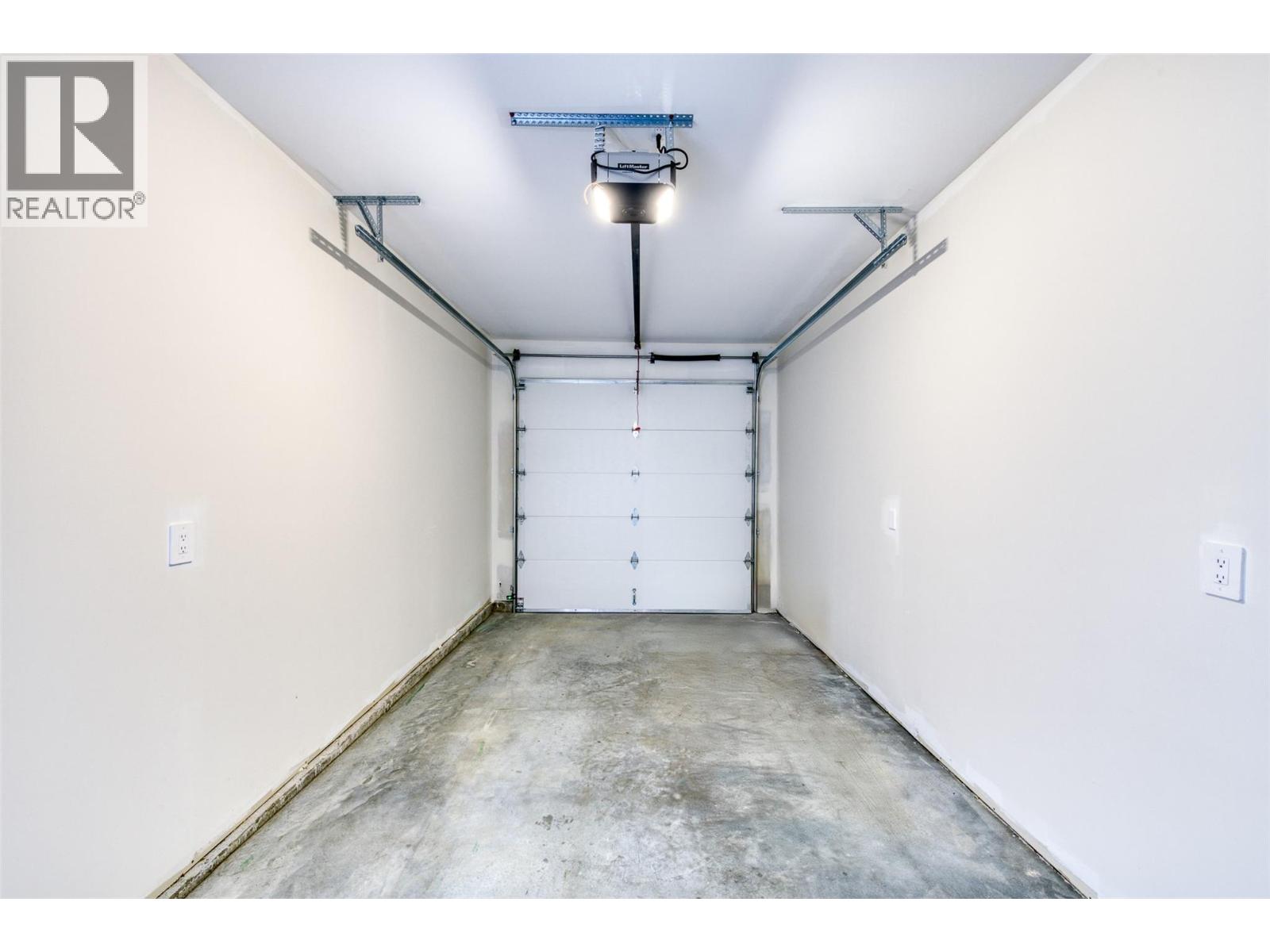 1034 Martin Avenue Unit# 2, Kelowna, British Columbia  V1Y 6V5 - Photo 26 - 10396709