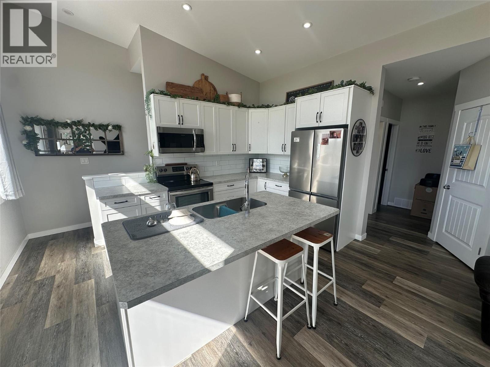 8057 Harper Subdivision, Dawson Creek, British Columbia  V1G 2C0 - Photo 5 - 10396832
