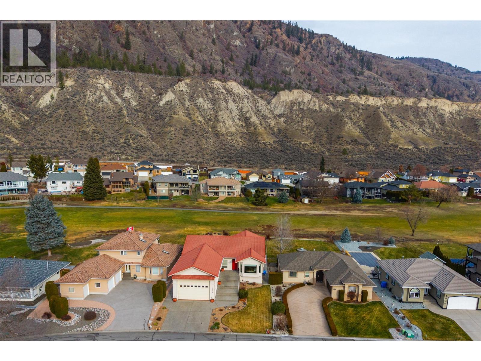3744 Navatanee Drive, Kamloops, British Columbia  V2H 1S1 - Photo 27 - 10396748